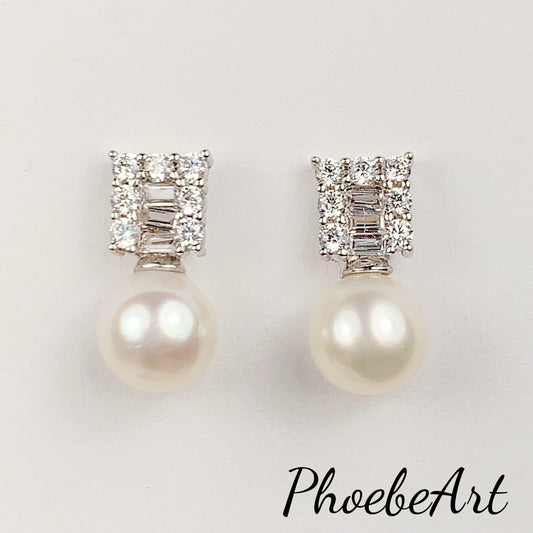 Freshwater Pearl Earrings: 6.5mm Sterling Silver Studs