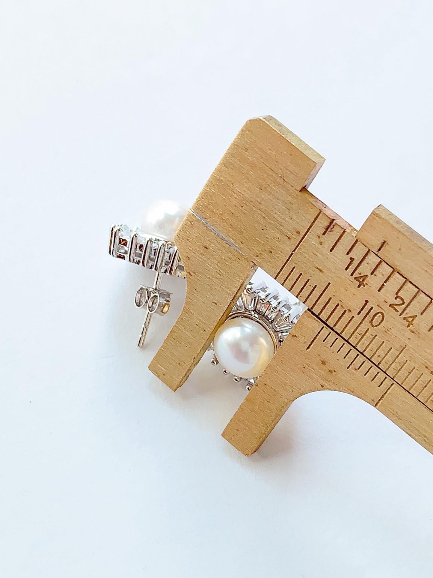 Freshwater Pearl Earrings: 18K White Gold Plated Sterling Silver Studs