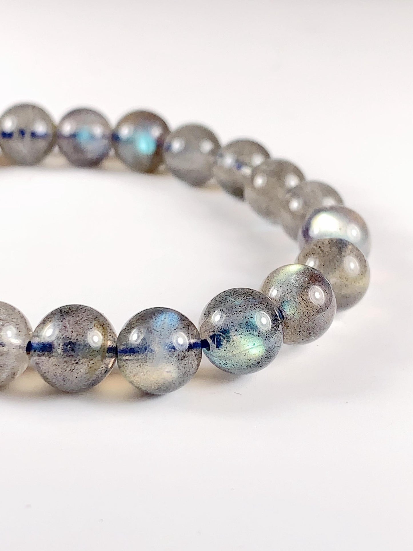 AAA+ Labradorite Bracelet: 8mm Smooth Round Gemstone