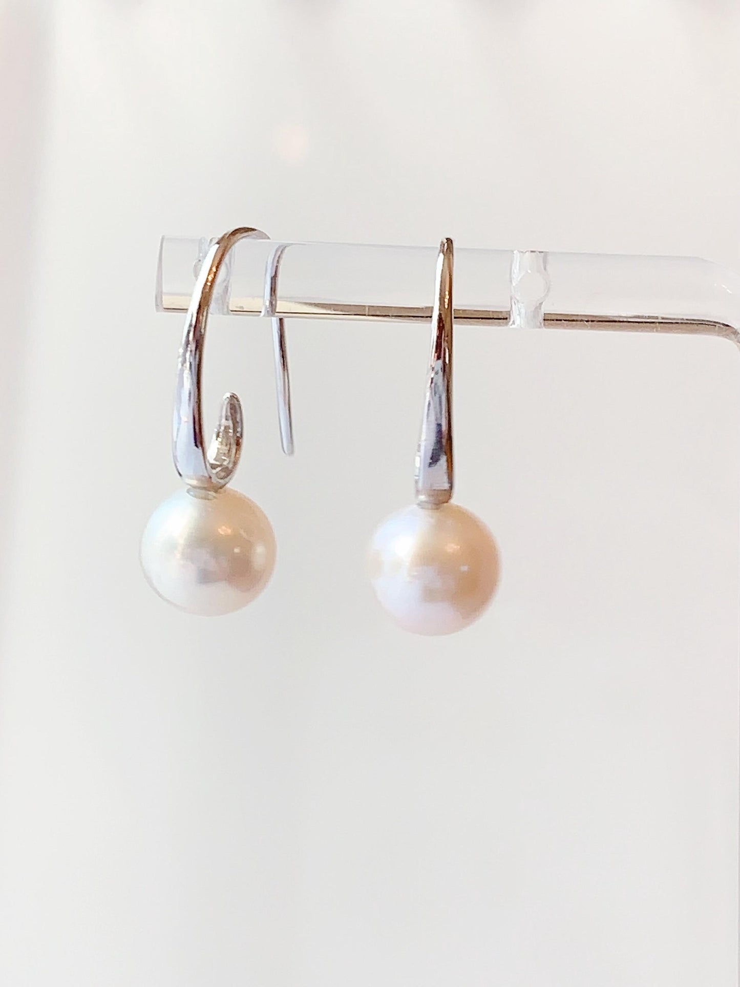 9mm Freshwater Pearl Earrings: 18k Gold Plated Sterling Silver
