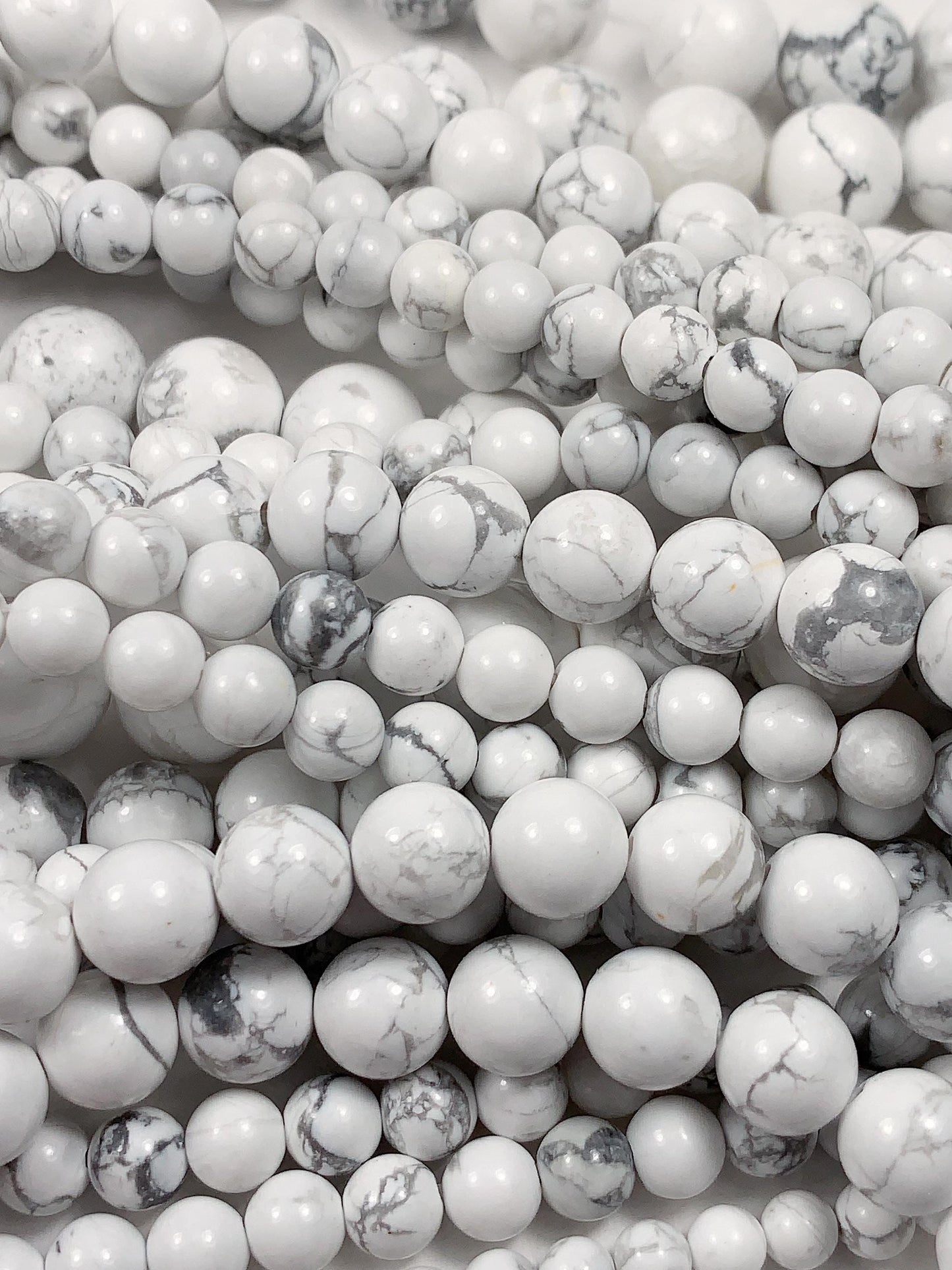 AAA Natural Howlite Beads: Gray White Smooth Round Gemstone Strand