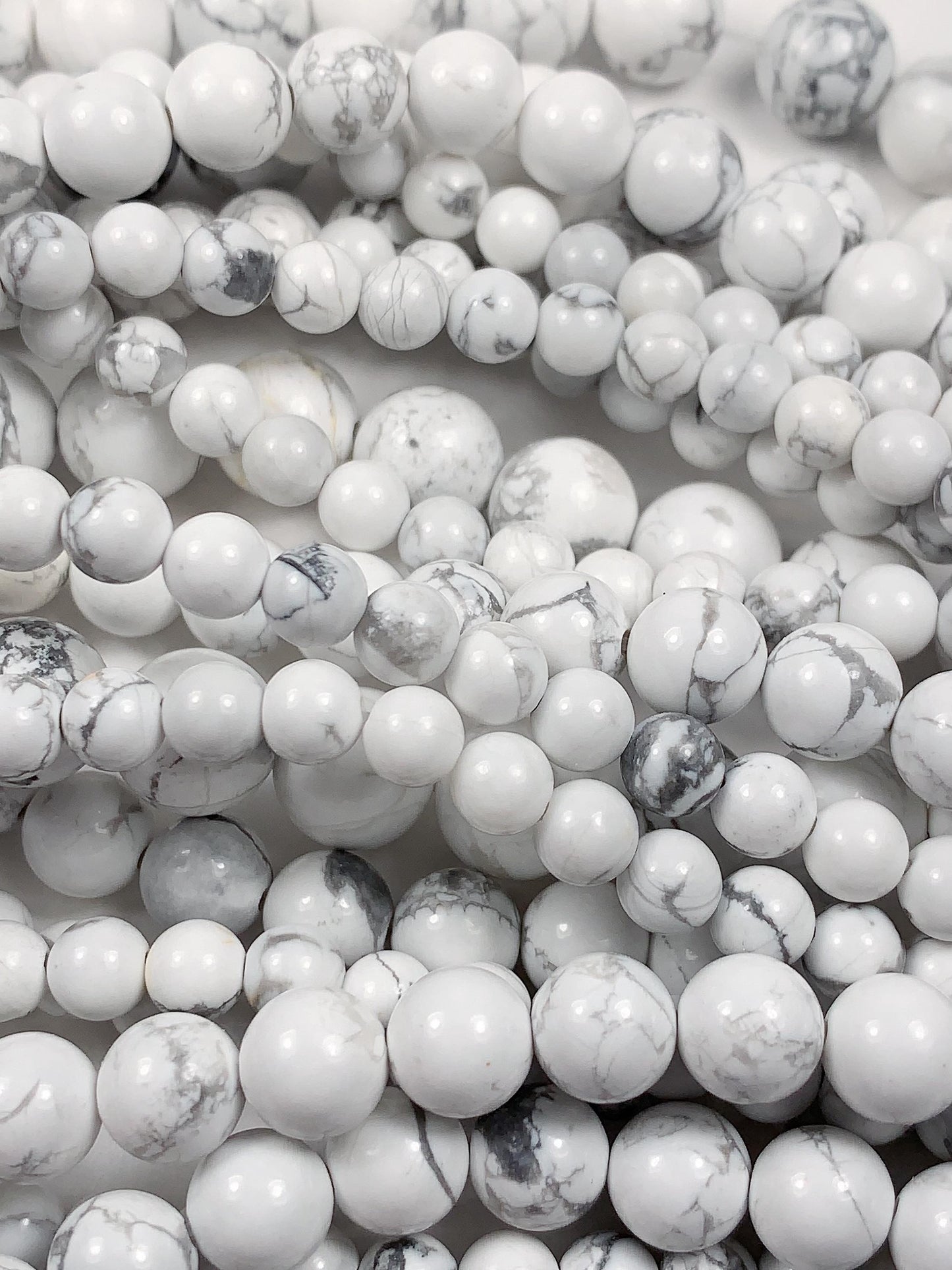 AAA Natural Howlite Beads: Gray White Smooth Round Gemstone Strand