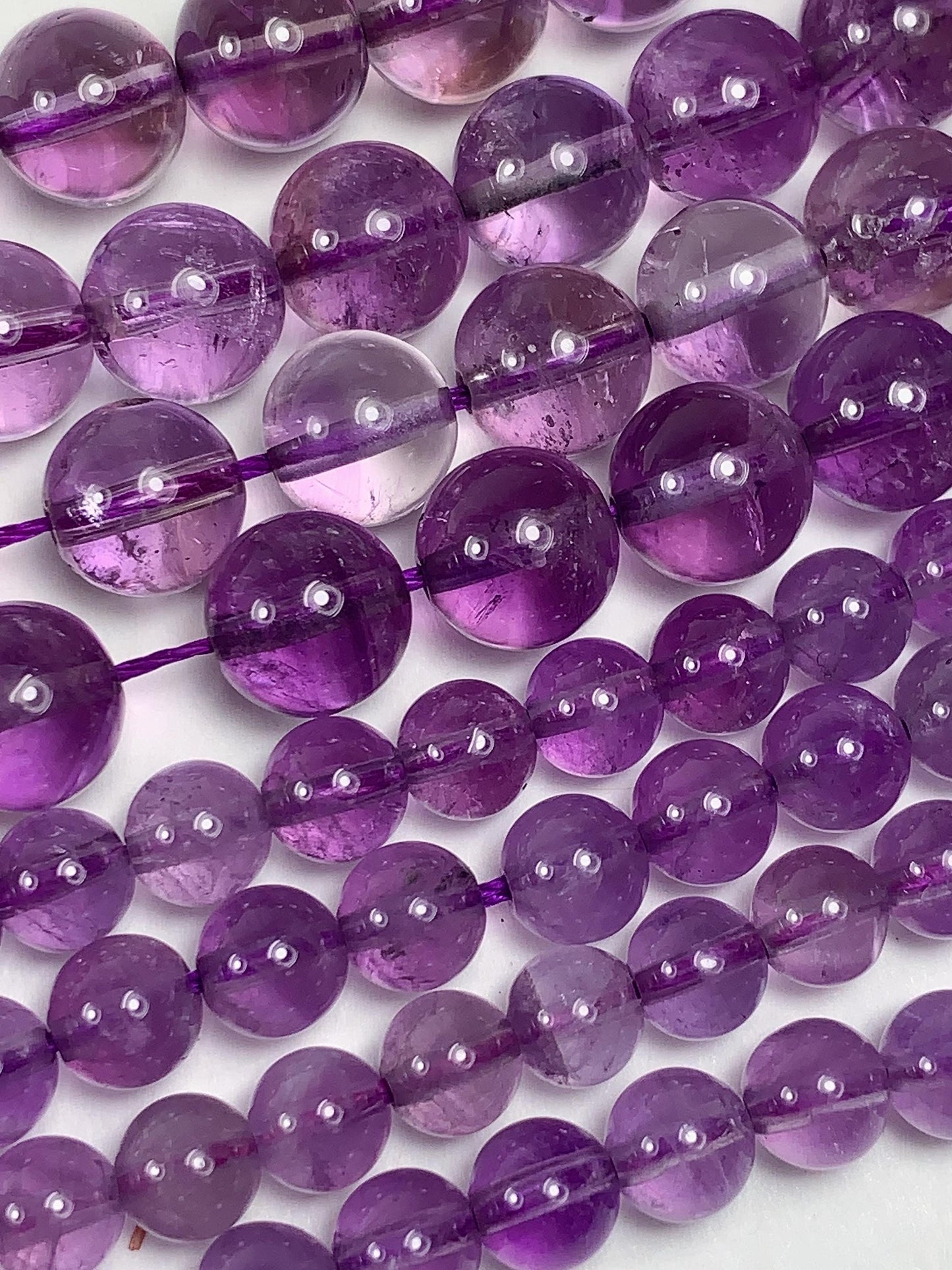 Natural Lavender Amethyst Quartz Beads: Smooth Round, 15.5" Strand