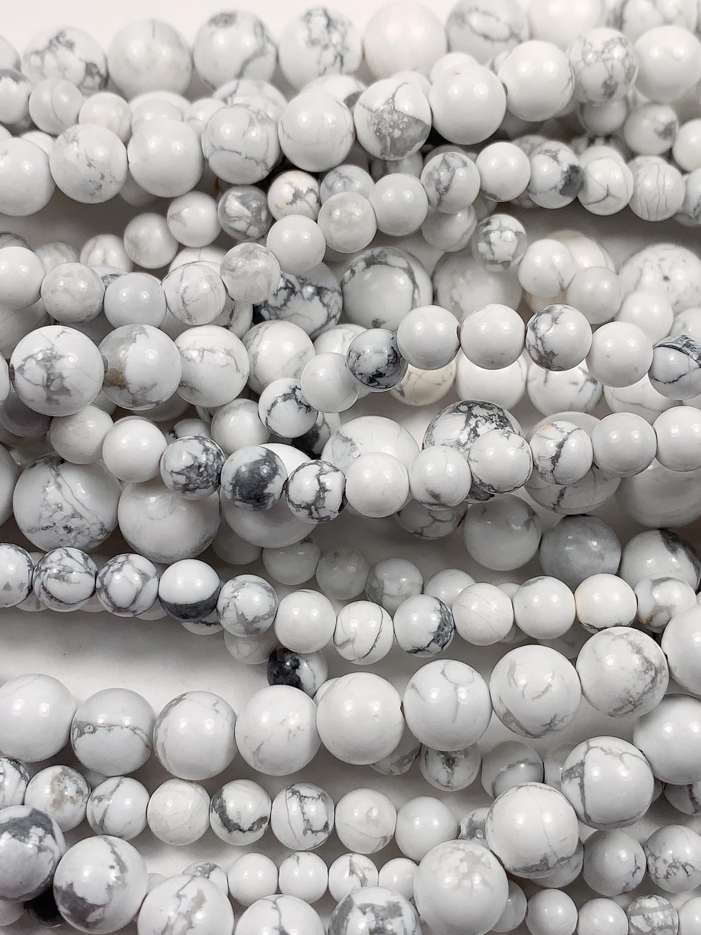AAA Natural Howlite Beads: Gray White Smooth Round Gemstone Strand