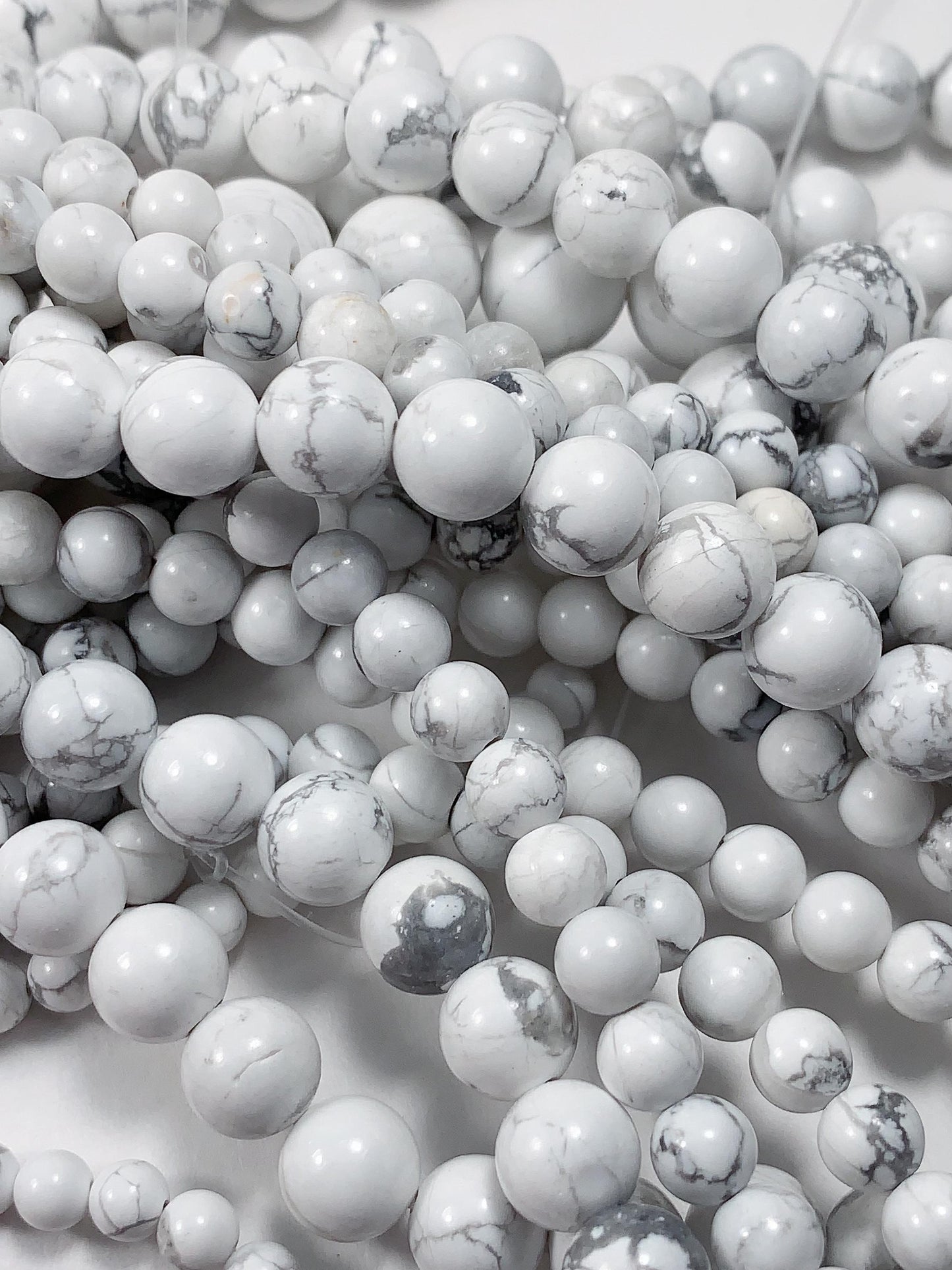AAA Natural Howlite Beads: Gray White Smooth Round Gemstone Strand