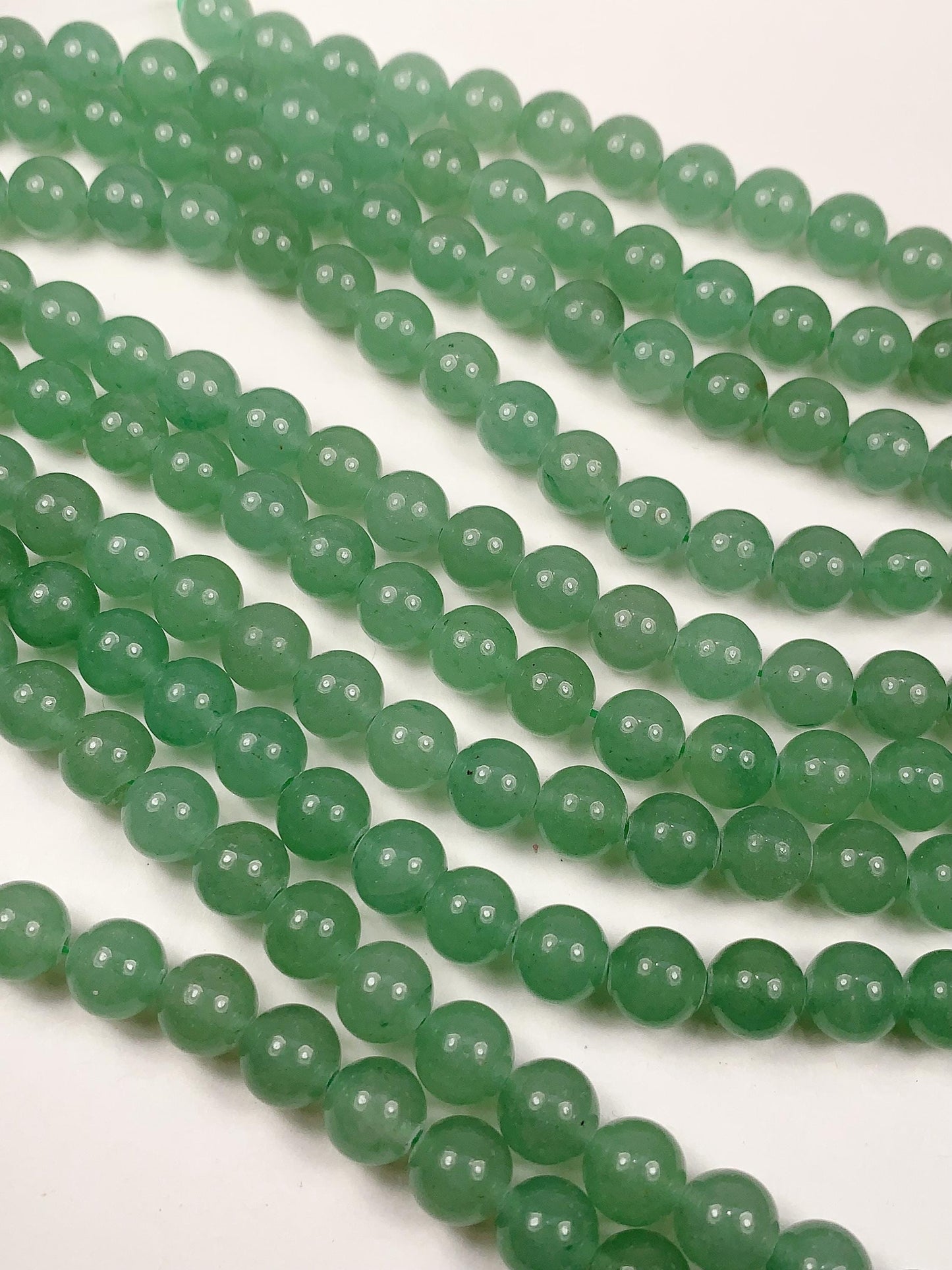 Green Aventurine Quartz Beads: Natural Smooth Round Gemstone, 15.5" Strand
