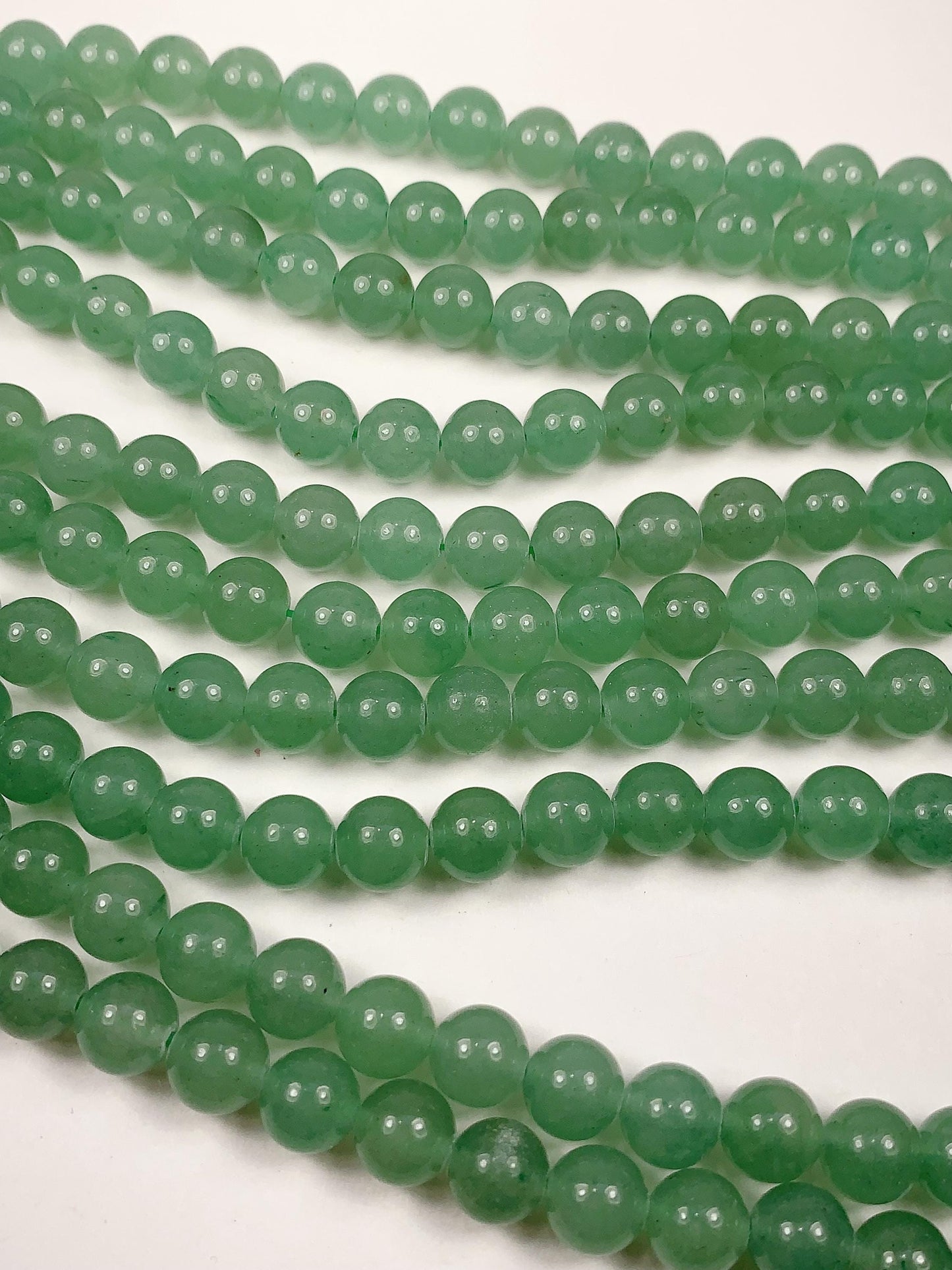 Green Aventurine Quartz Beads: Natural Smooth Round Gemstone, 15.5" Strand