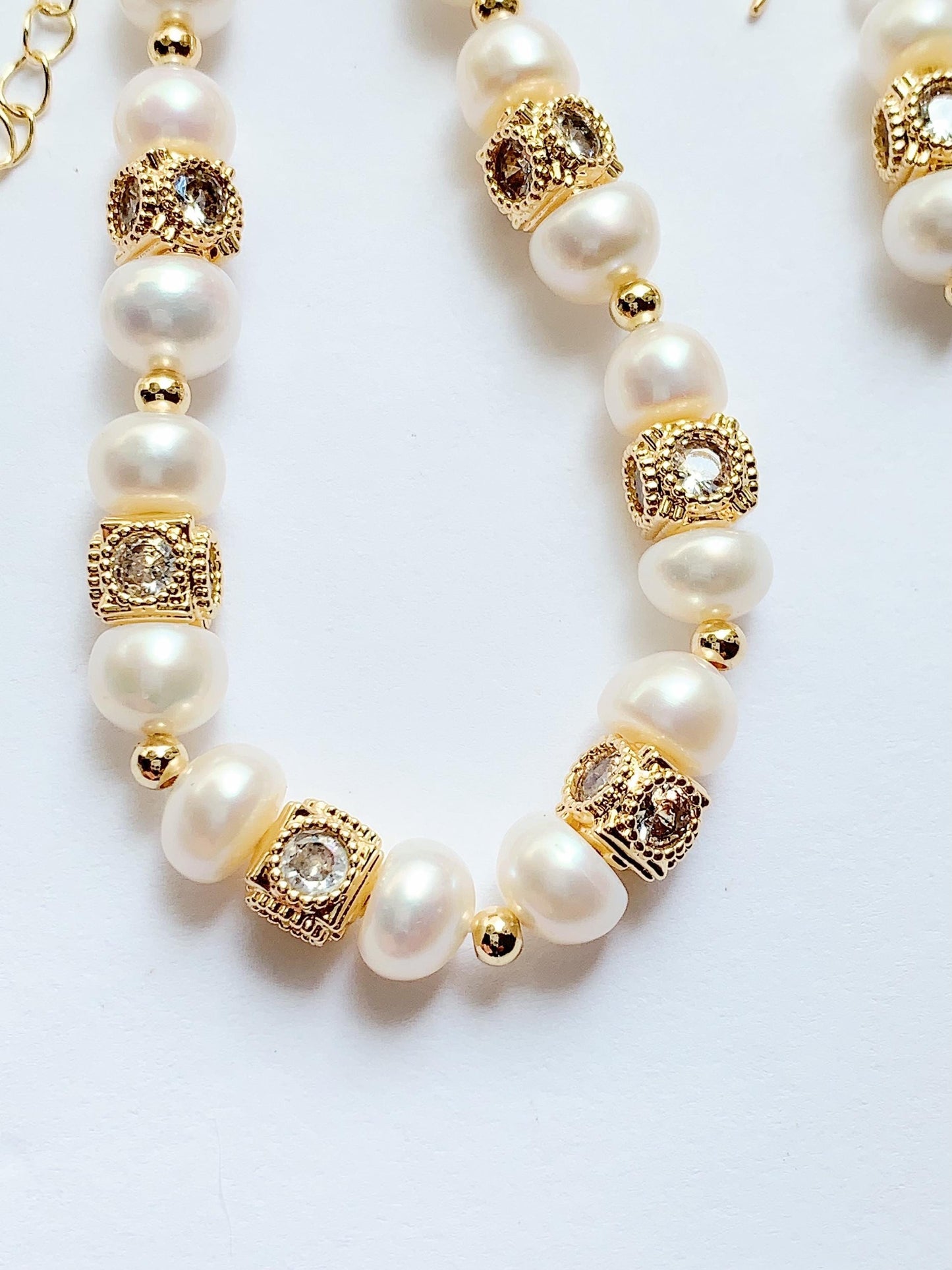 14K Gold Filled Pearl Jewelry Set: Handmade Freshwater Pearl Bracelet and Earrings