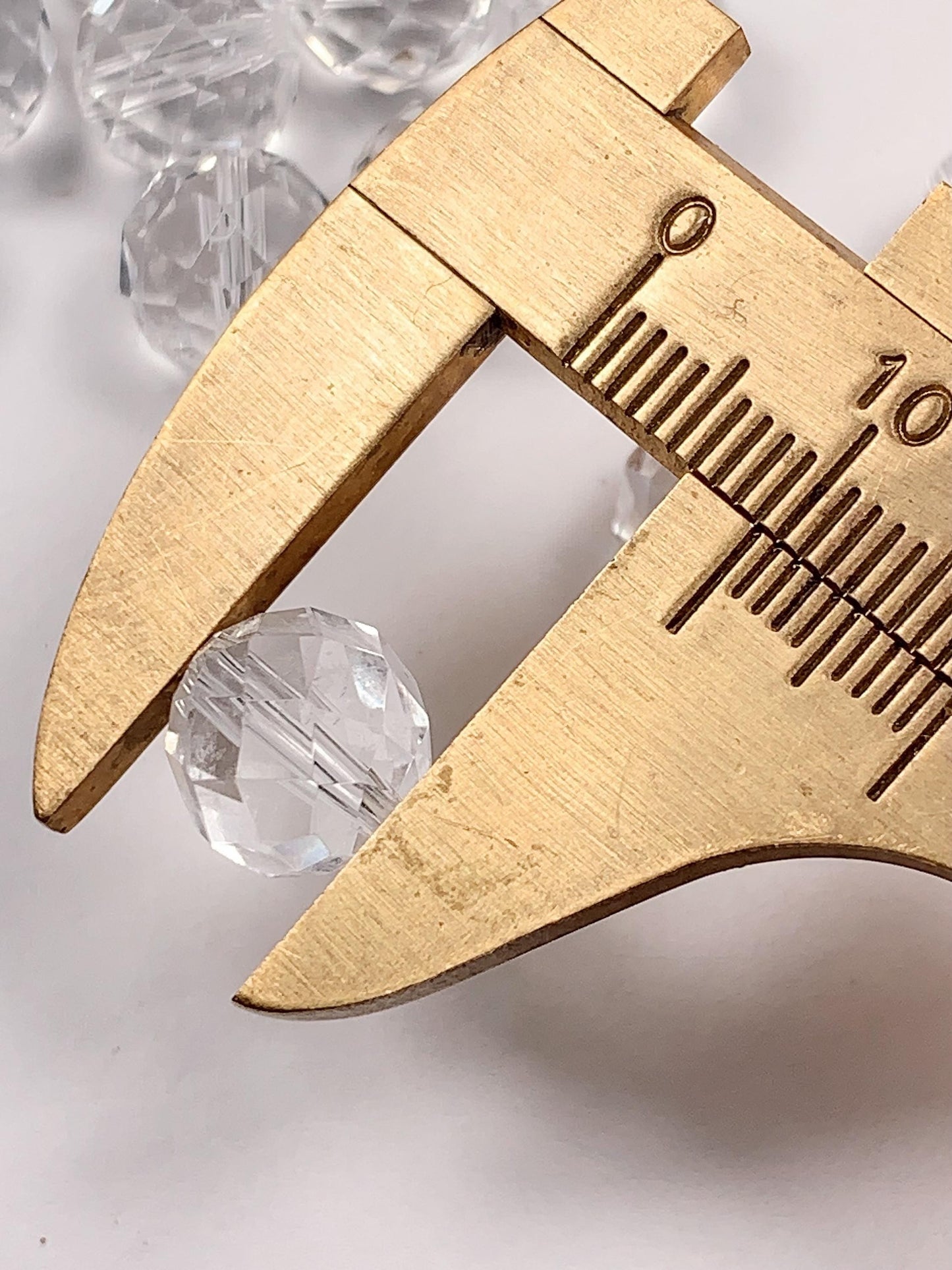 10mm Natural Clear White Quartz Rock Crystal beads Loose Gems Gemstone Bow Cut