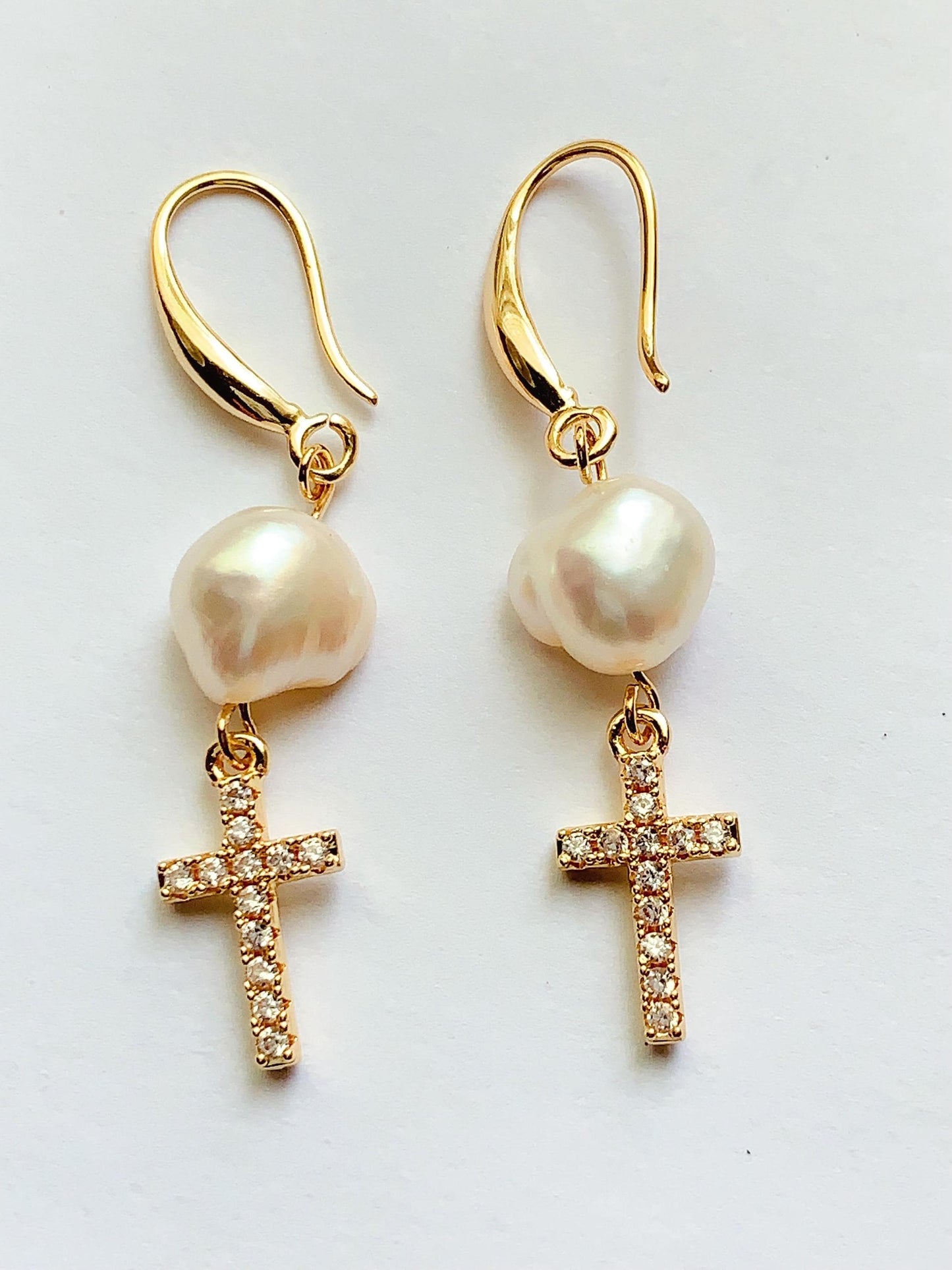 14K Gold Filled Pearl Jewelry Set: Cross Bracelet & Earrings