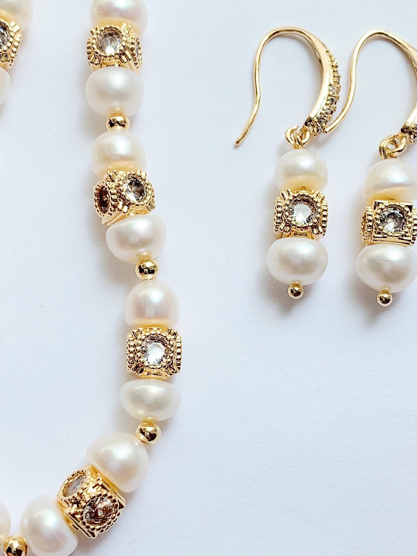 14K Gold Filled Pearl Jewelry Set: Handmade Freshwater Pearl Bracelet and Earrings
