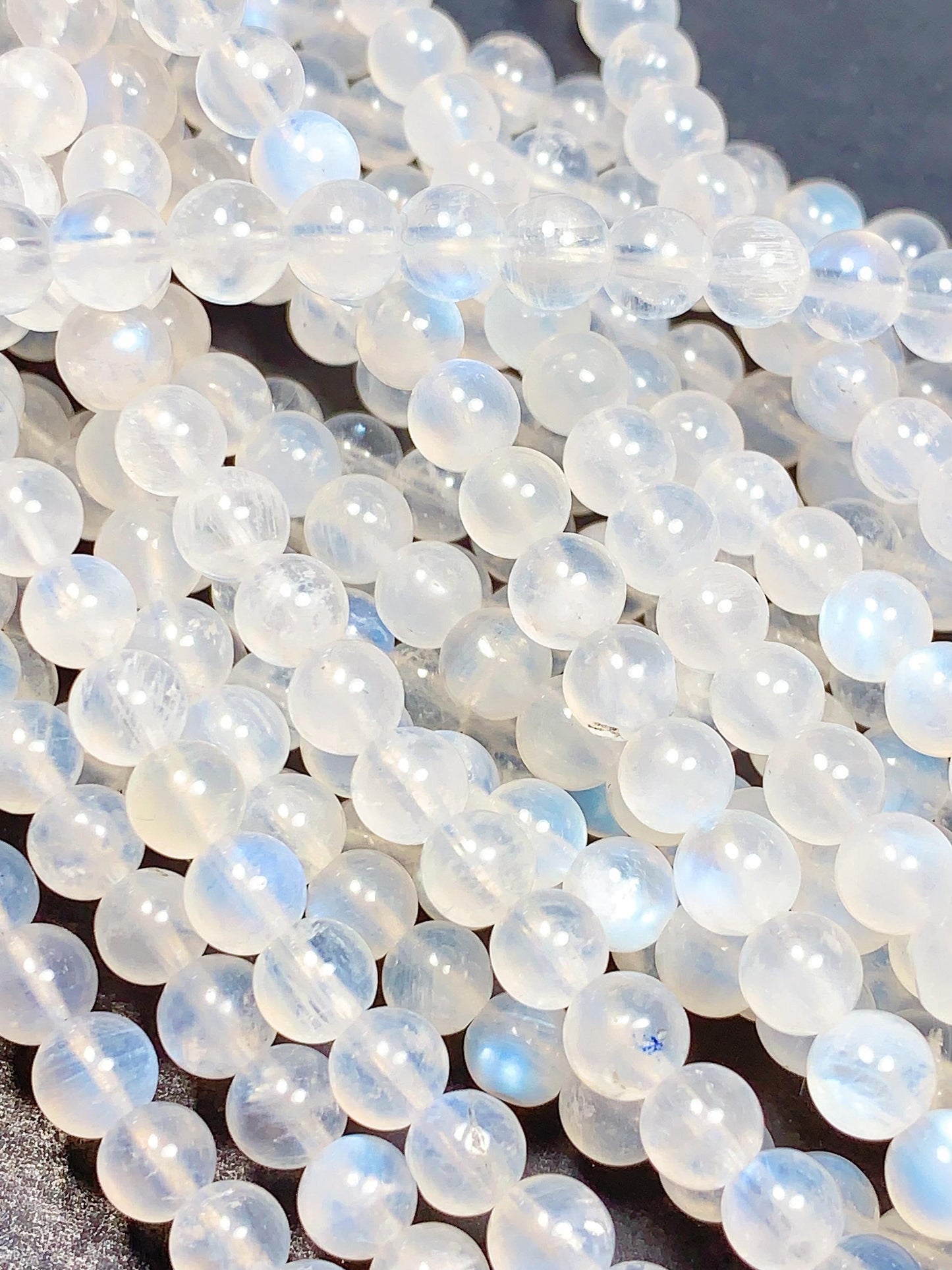 AAA Natural Blue Soft Translucent Moonstone Smooth Round Beads Gemstone 15.5  Strand 2mm 3mm 4mm 6mm 8mm 10mm Super High Quality
