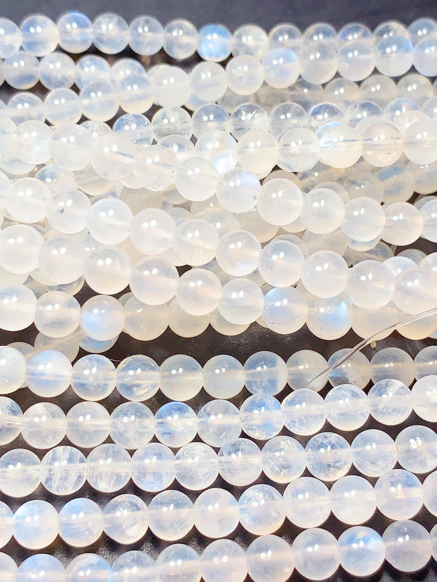 AAA Natural Blue Soft Translucent Moonstone Smooth Round Beads Gemstone 15.5  Strand 2mm 3mm 4mm 6mm 8mm 10mm Super High Quality