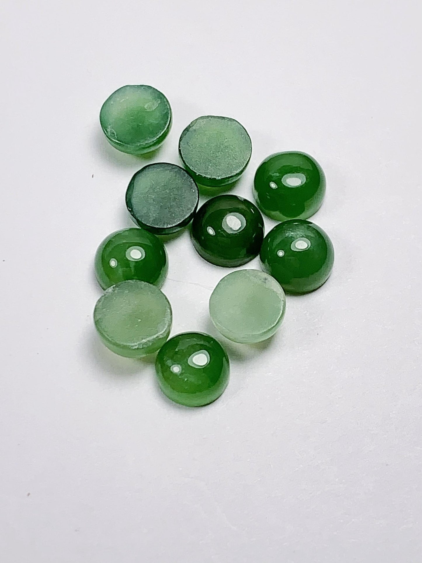 6mm AAA Grade Natural Green Jade Gemstone: Loose Round Cut