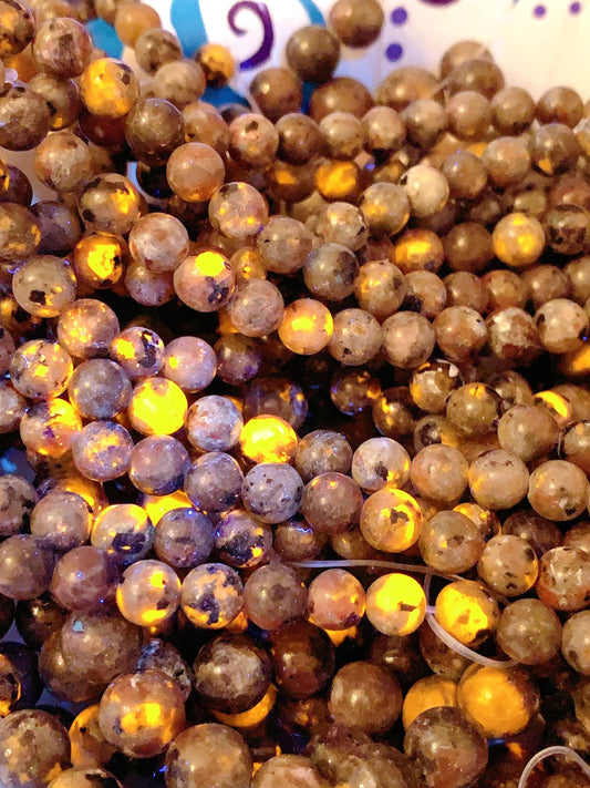 AAA Yooperlite Smooth Bead Strand: Natural Red Gray Black Sodalite, UV Reactive, 4mm 6mm 8mm 10mm 12mm 14mm 16mm 18mm 20mm