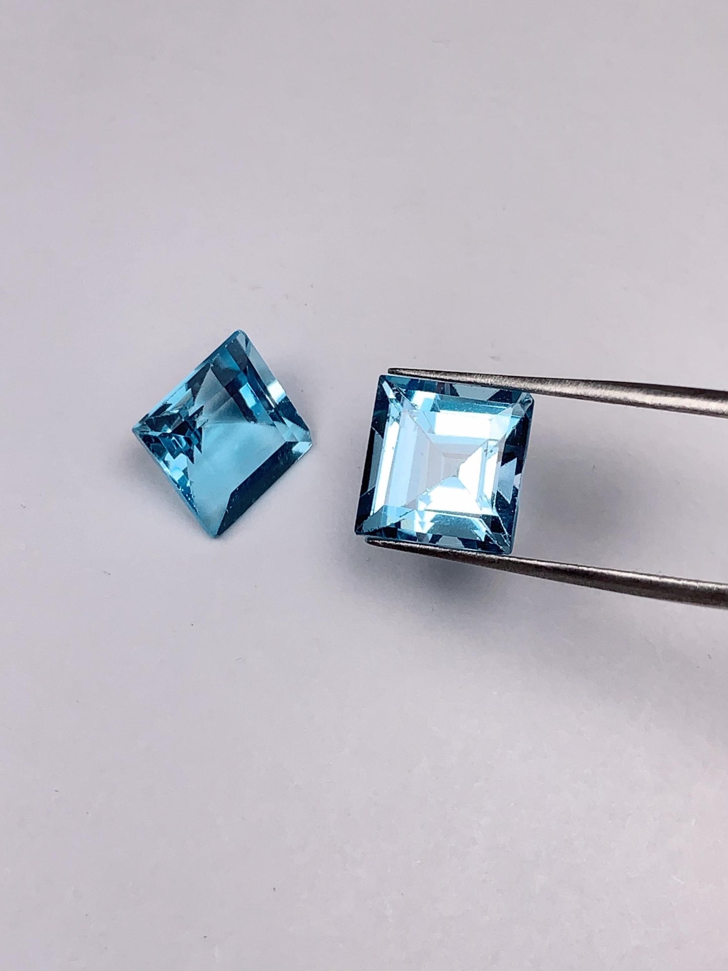 10mm Grade AAA Genuine Natural Blue Topaz Loose Gems Gemstone faceted Square cut