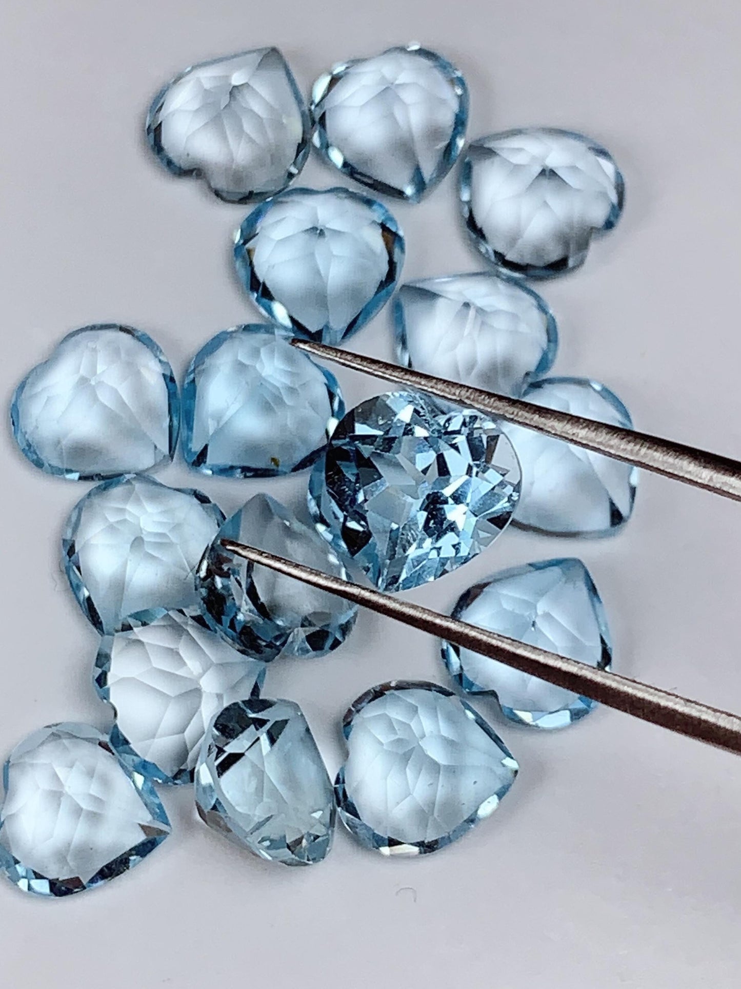 8mm Grade AAA Genuine Natural Blue Topaz Loose Gems Gemstone faceted heart cut