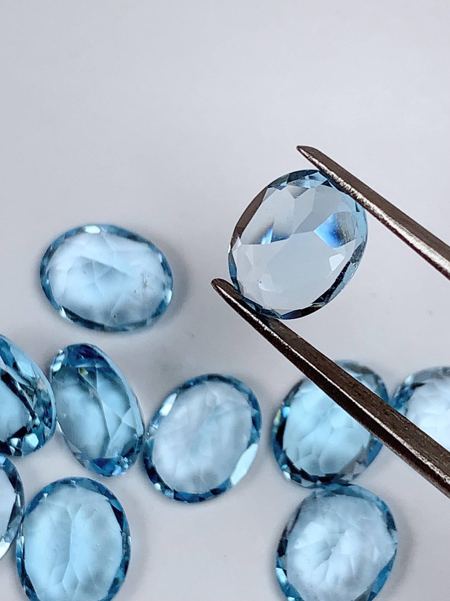 8x10mm  Grade AAA Genuine Natural Blue Topaz Loose Gems Gemstone faceted oval cut