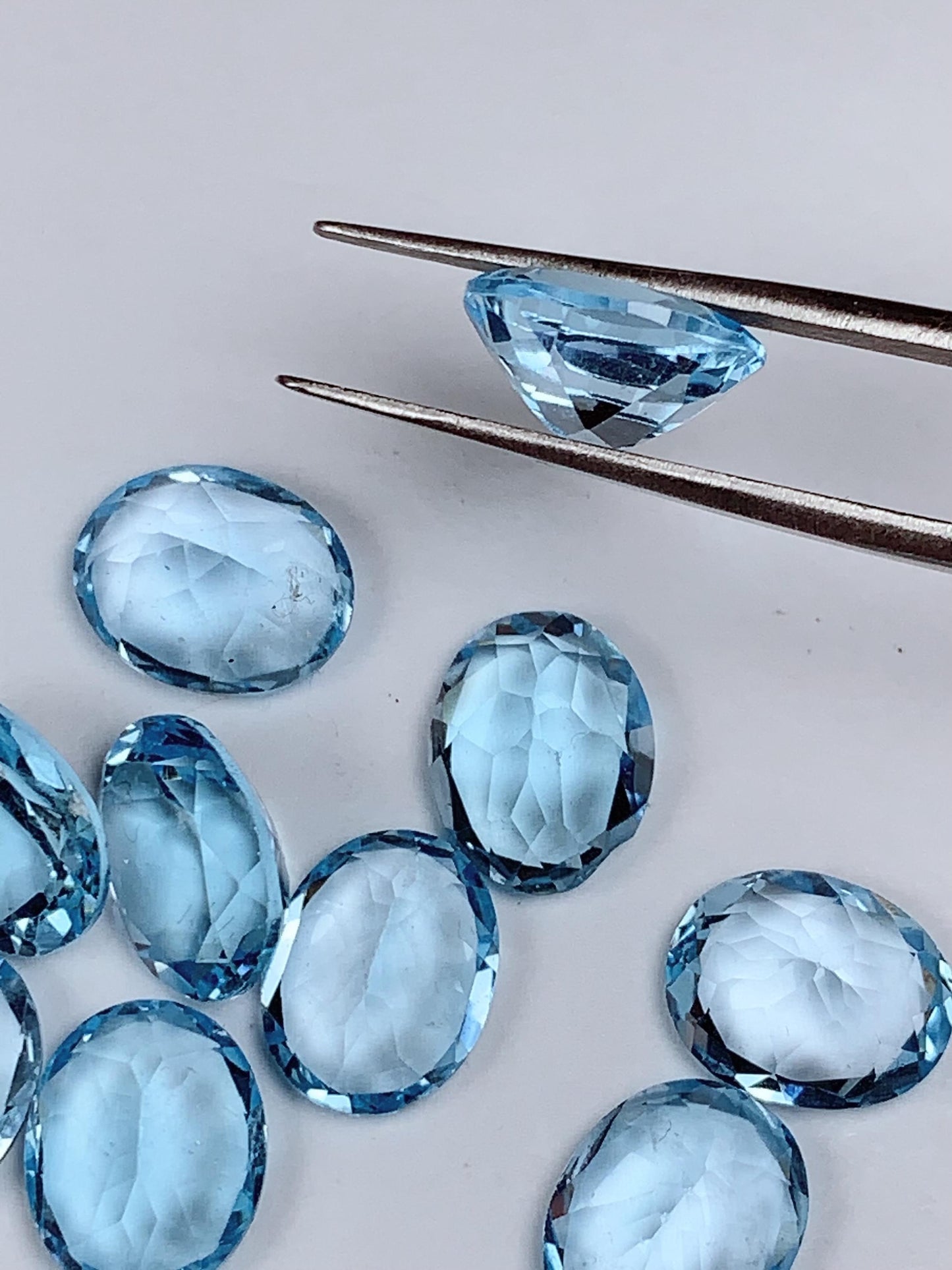 8x10mm  Grade AAA Genuine Natural Blue Topaz Loose Gems Gemstone faceted oval cut