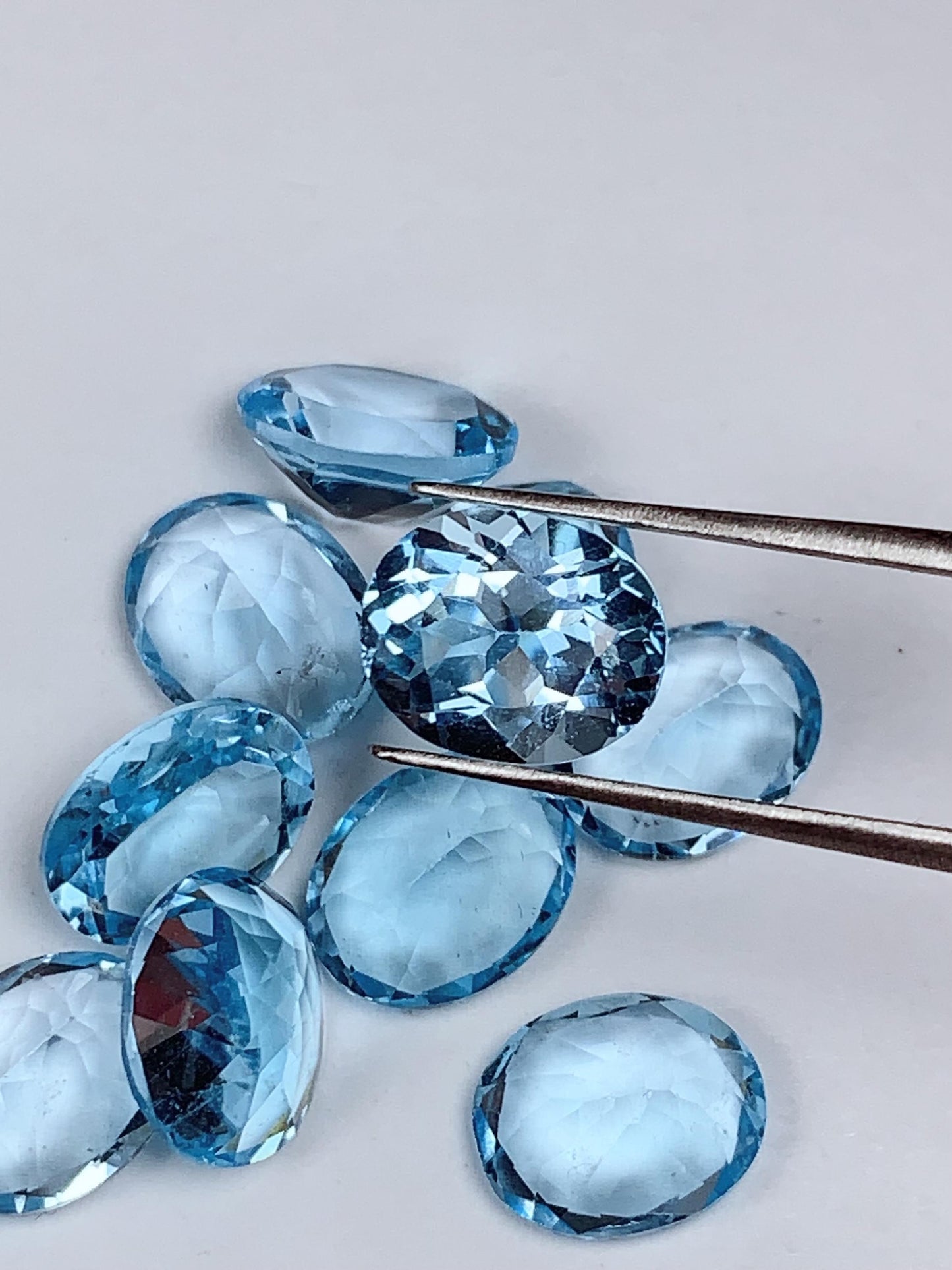 8x10mm  Grade AAA Genuine Natural Blue Topaz Loose Gems Gemstone faceted oval cut