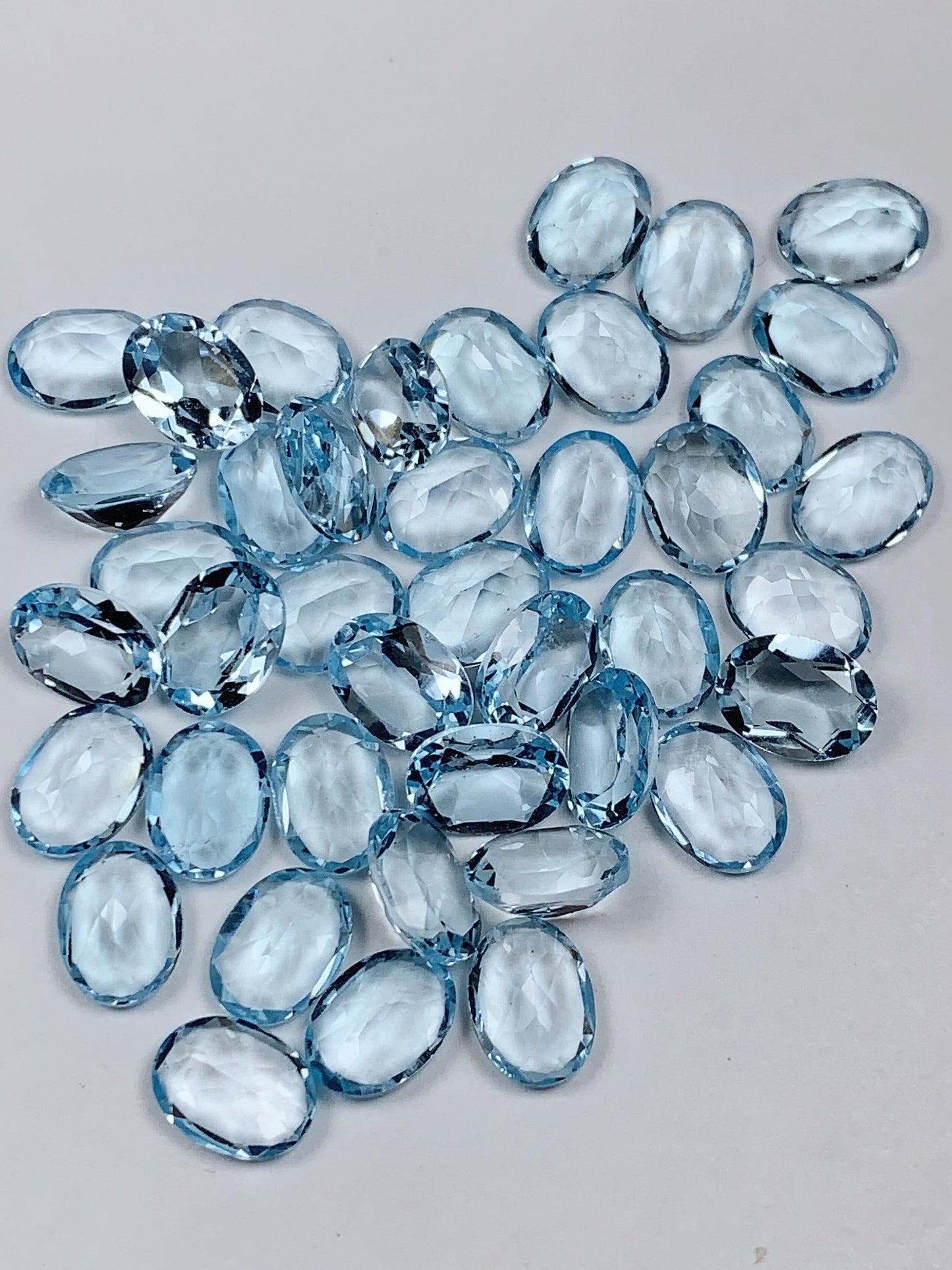 6x8mm  Grade AAA Genuine Natural Blue Topaz Loose Gems Gemstone faceted oval cut