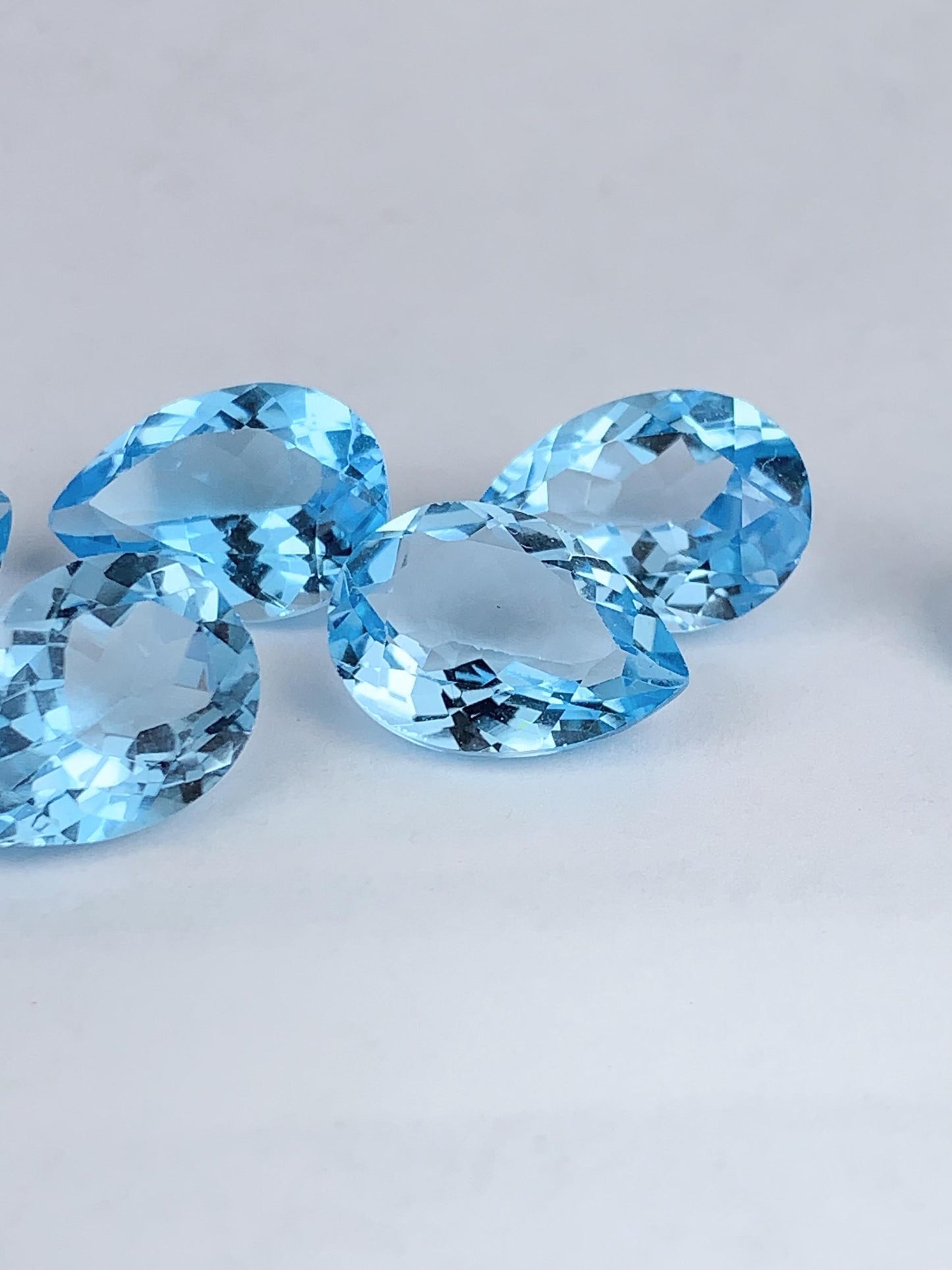 8x10mm  Grade AAA Genuine Natural Blue Topaz Loose Gems Gemstone faceted oval cut