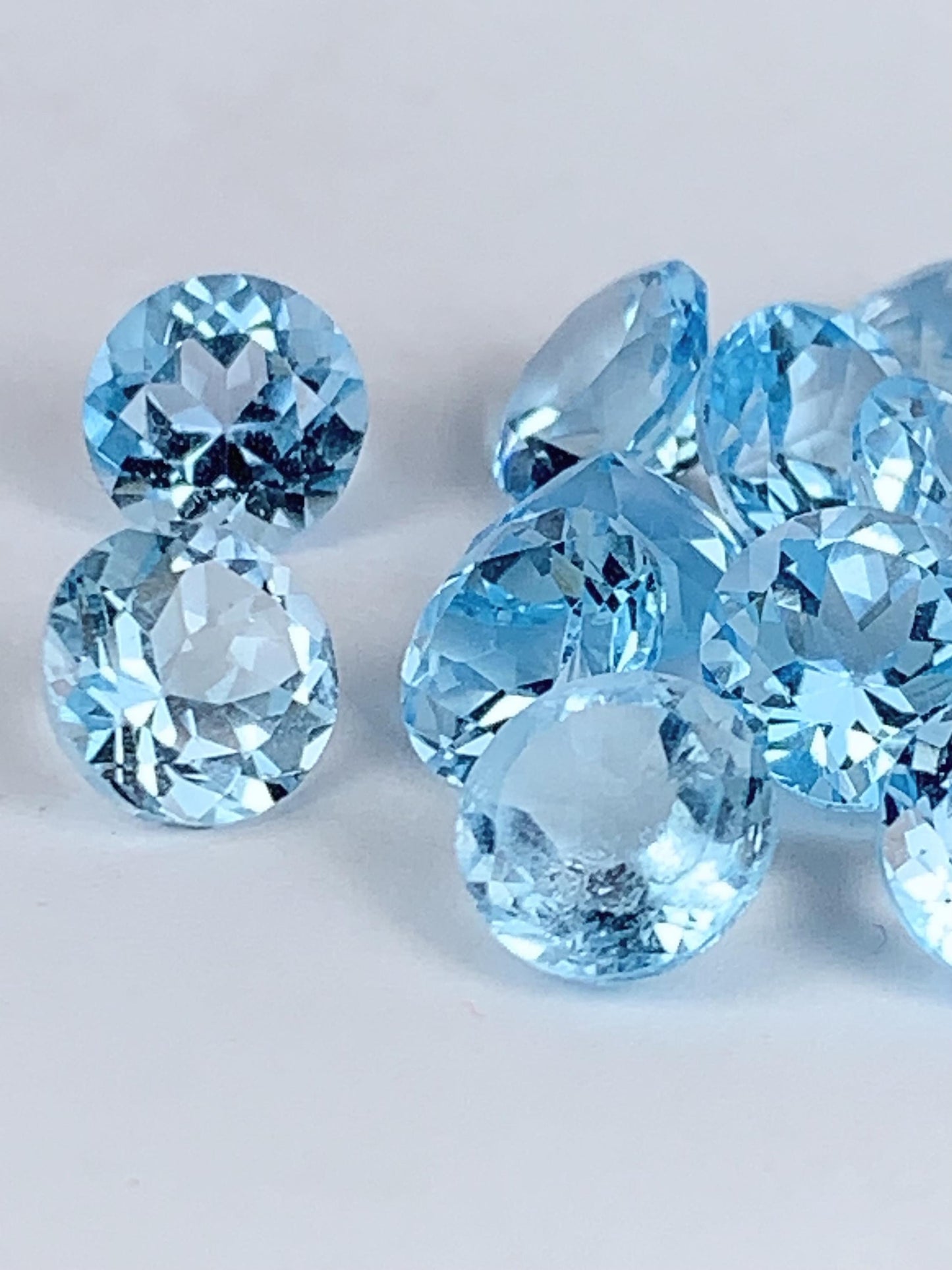 8mm Grade AAA Genuine Natural Blue Topaz  Loose Gems Gemstone faceted round cut