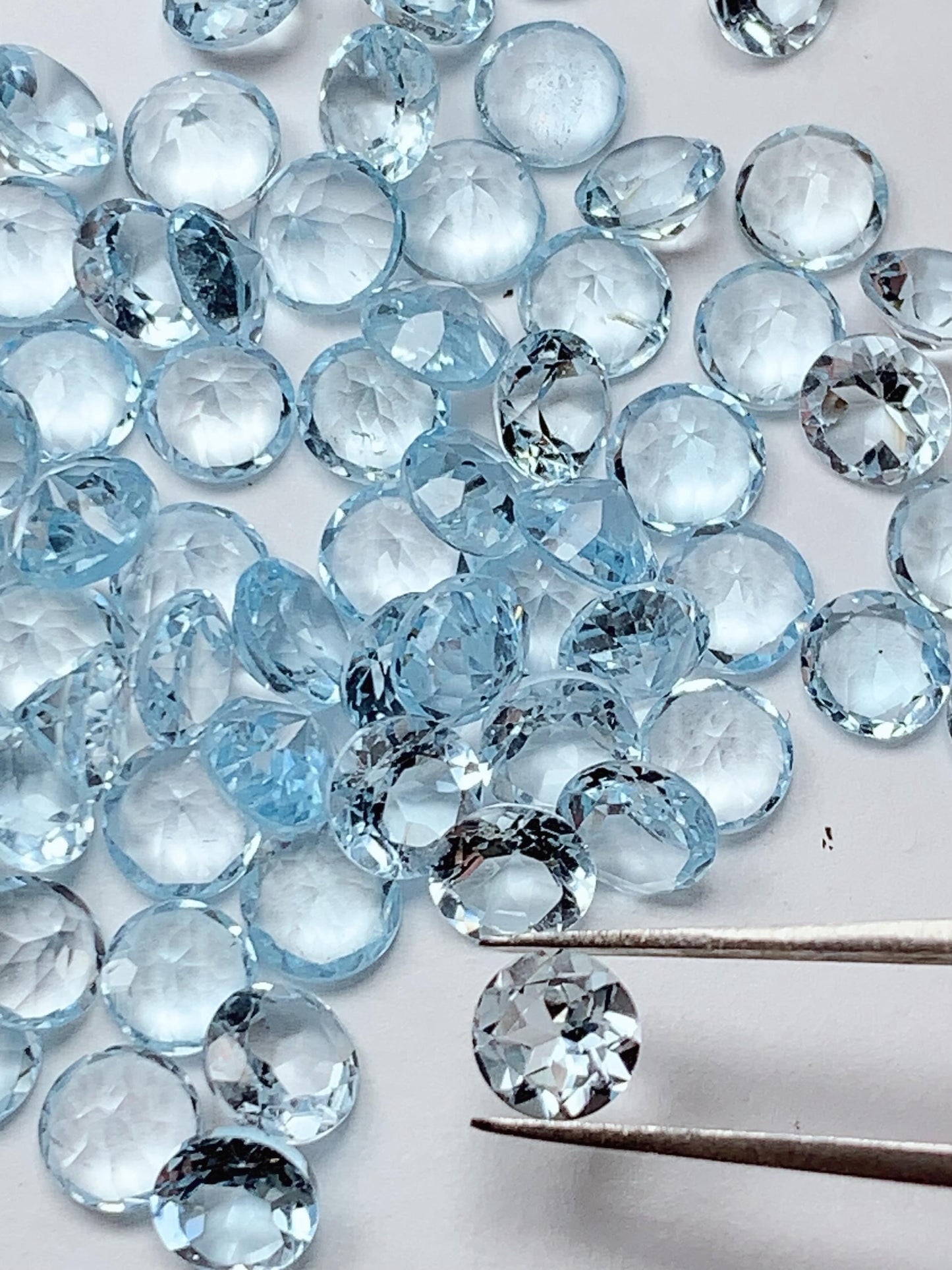 5mm Grade AAA Genuine Natural Blue Topaz  Loose Gems Gemstone faceted round cut