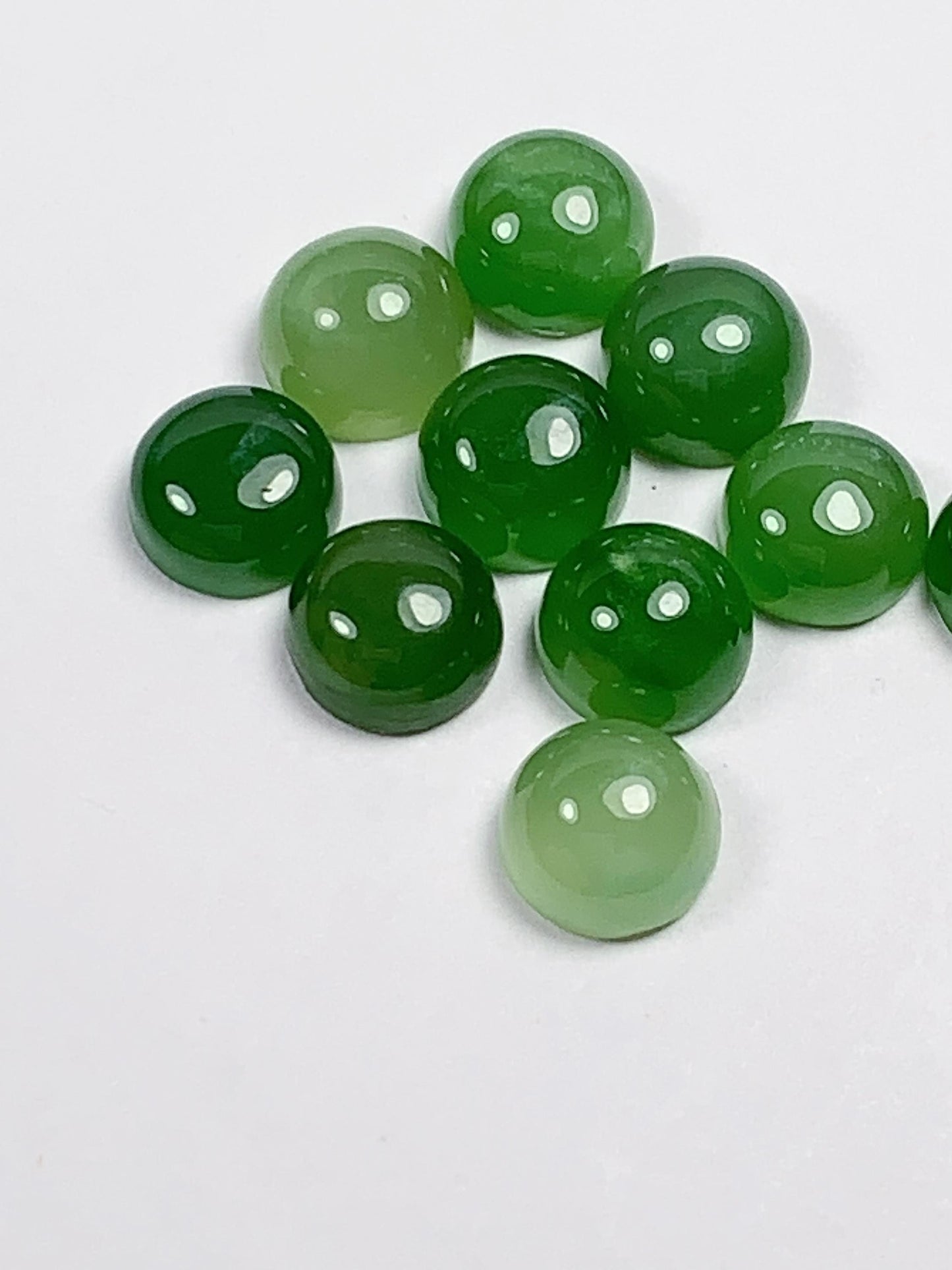 6mm AAA Grade Natural Green Jade Gemstone: Loose Round Cut