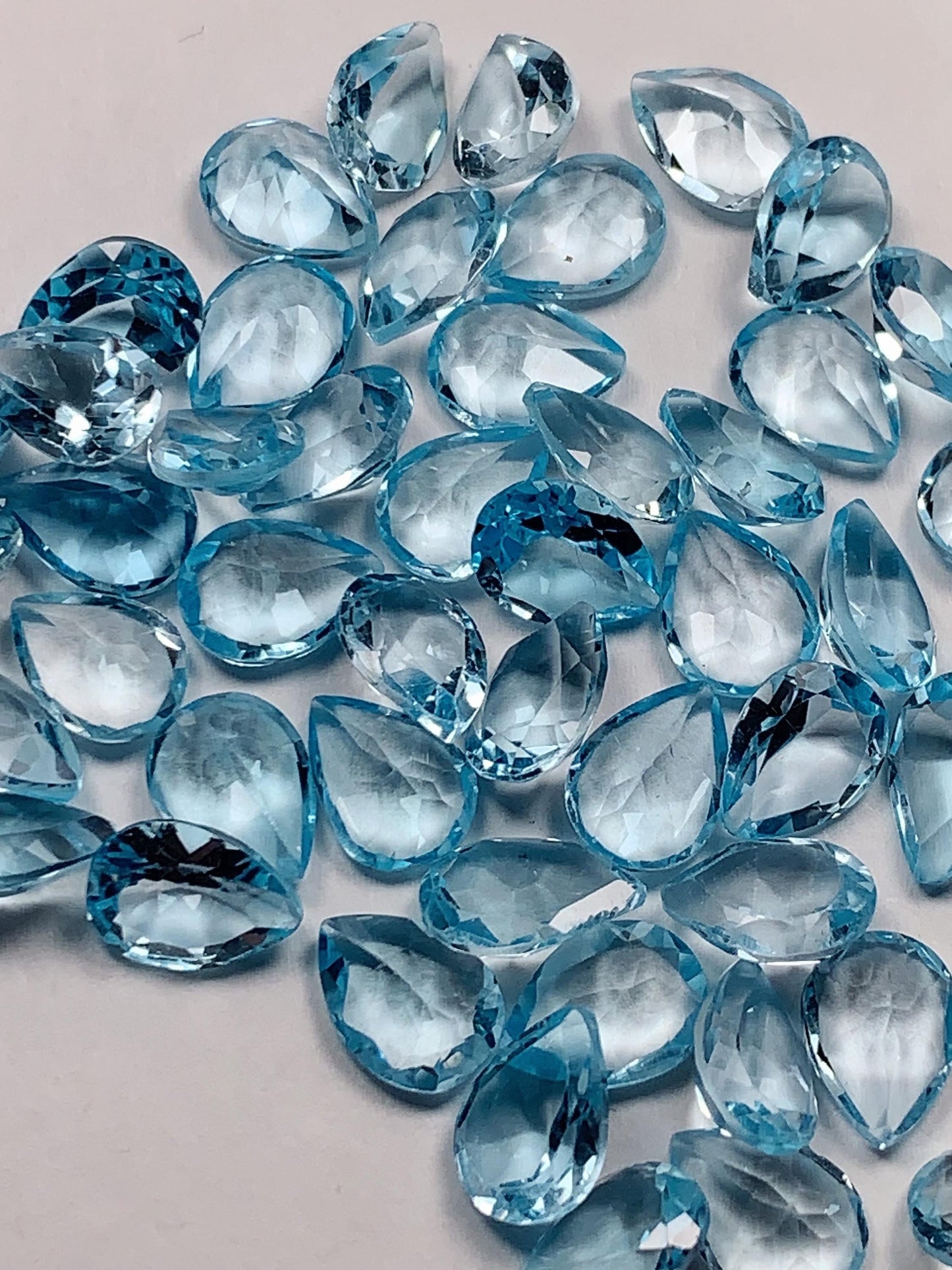 8mmx6mm Grade AAA Genuine Natural Sky Blue Topaz  Loose Gems Gemstone faceted Drop cut