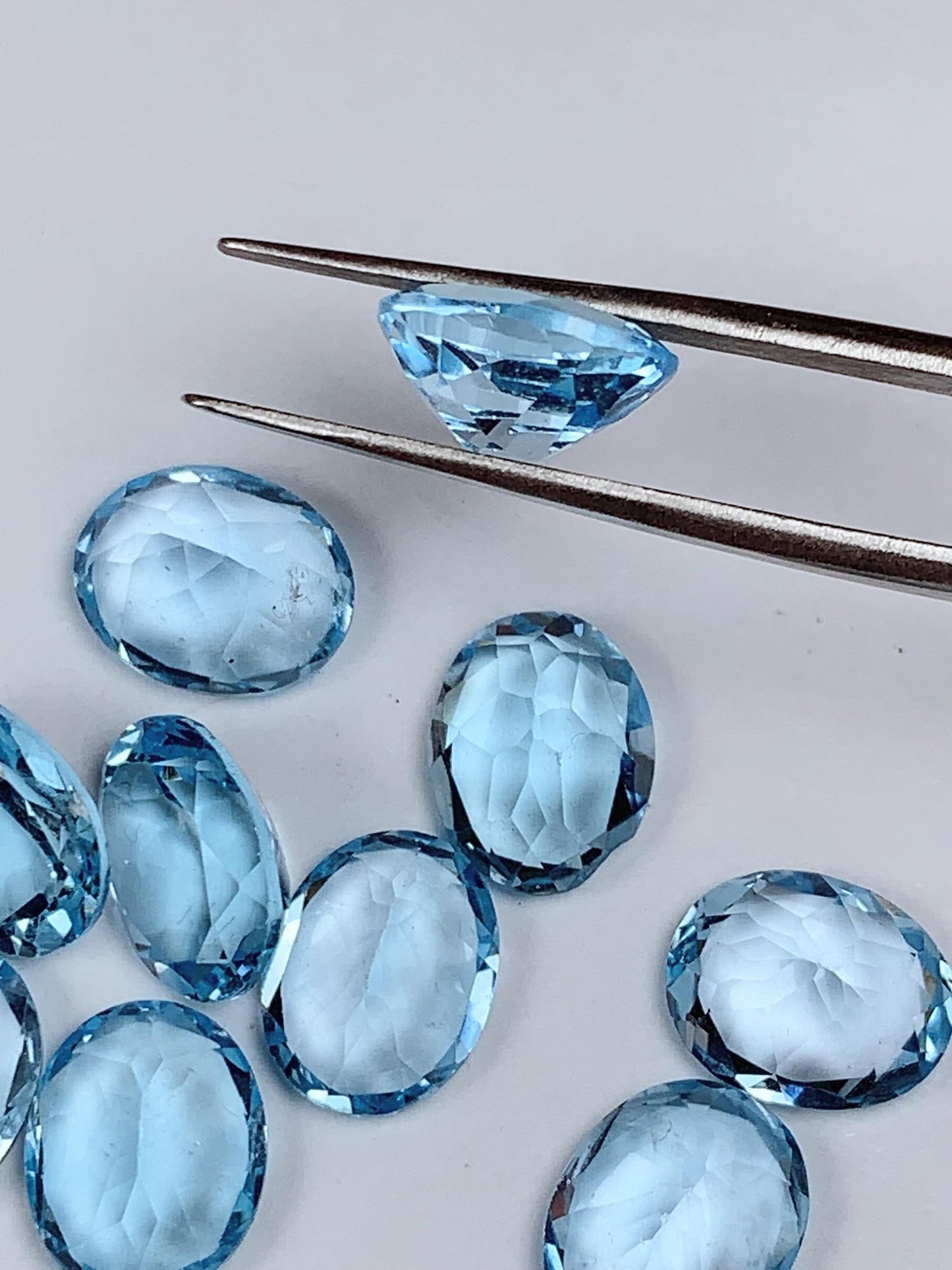 8x10mm  Grade AAA Genuine Natural Blue Topaz Loose Gems Gemstone faceted oval cut