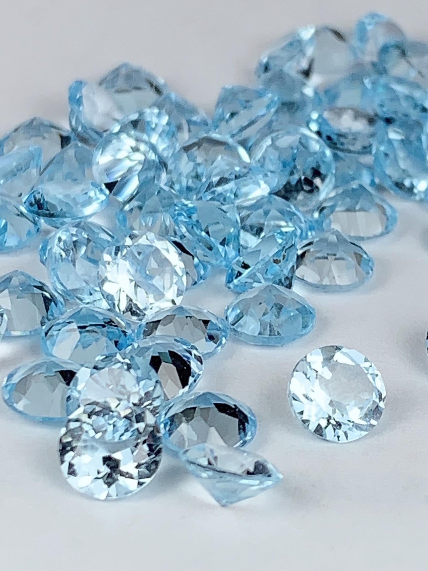 6mm Grade AAA Genuine Natural Blue Topaz  Loose Gems Gemstone faceted round cut