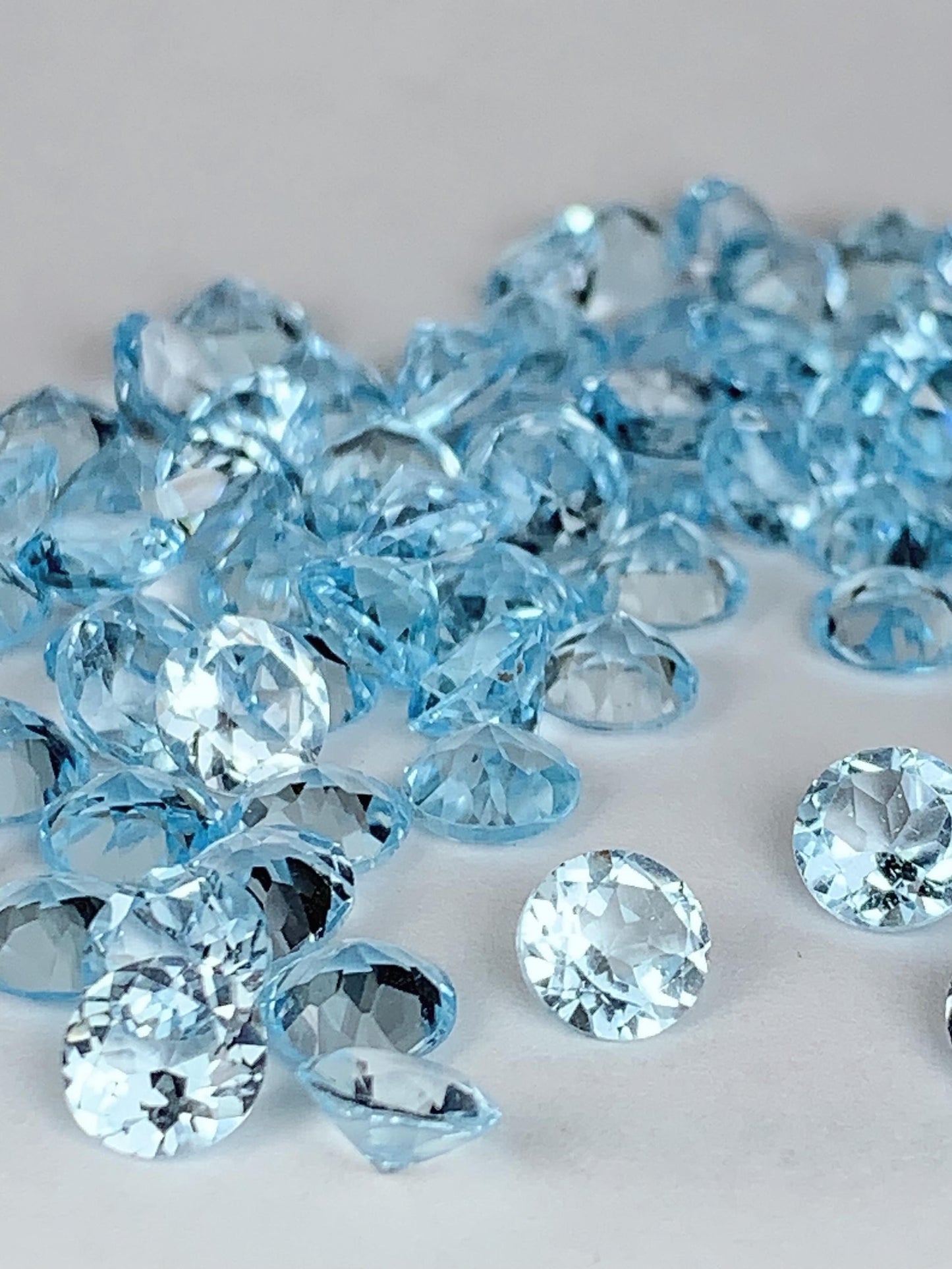 6mm Grade AAA Genuine Natural Blue Topaz  Loose Gems Gemstone faceted round cut