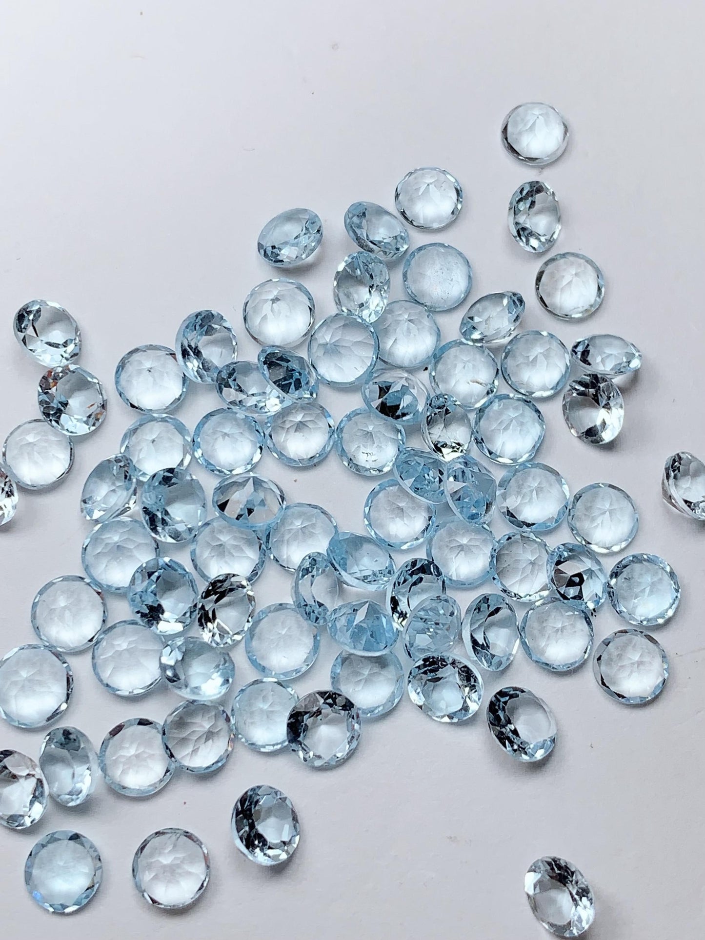 5mm Grade AAA Genuine Natural Blue Topaz  Loose Gems Gemstone faceted round cut