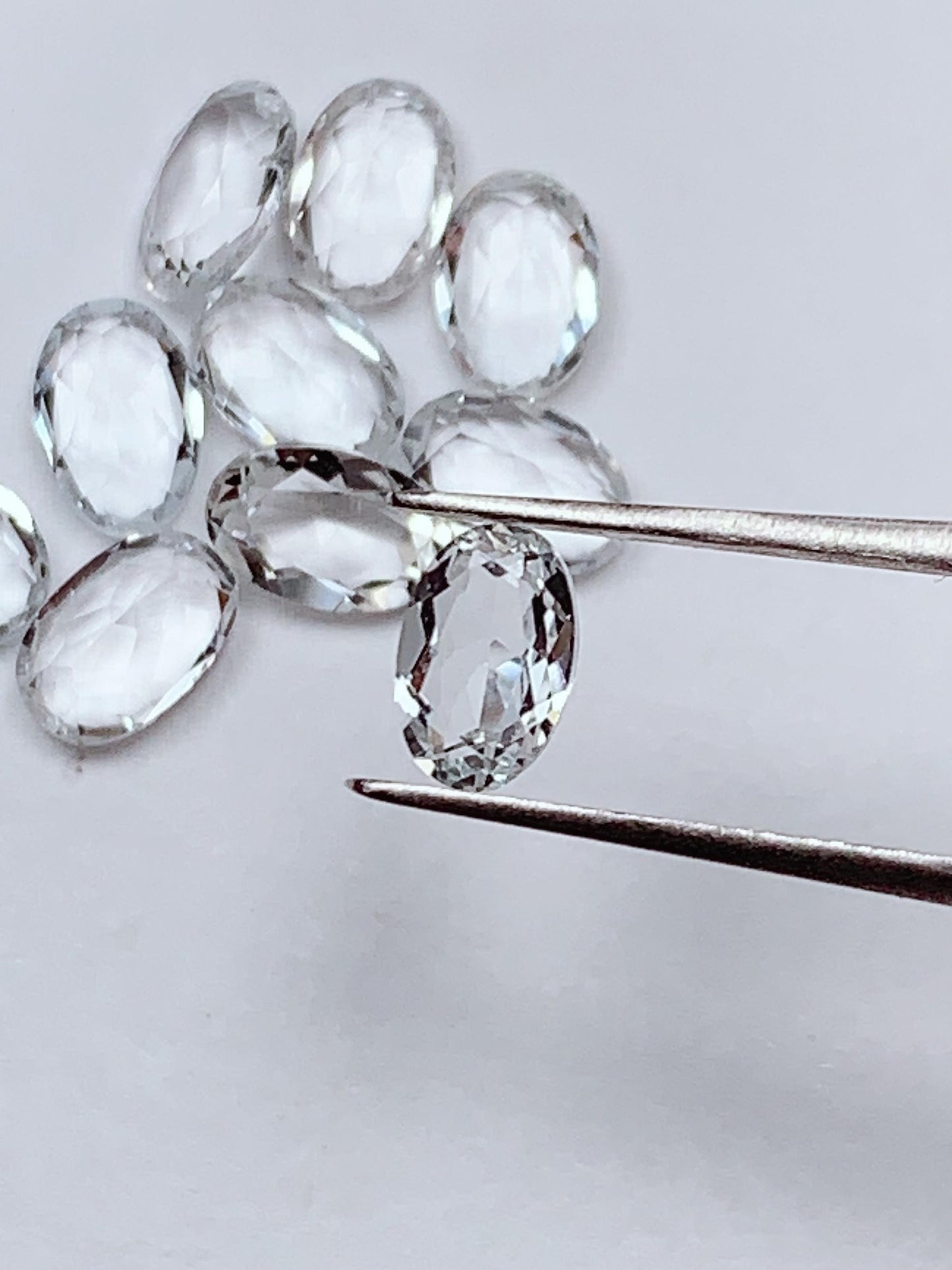 4x6mm  Grade AAA Genuine Natural White Topaz Loose Gems Gemstone faceted oval cut