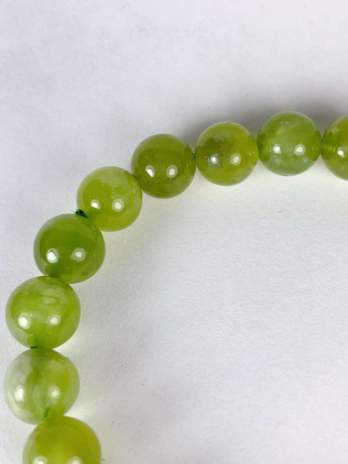 No Dyed Natural Translucent Green Serpentine Jade Stretch Bracelet Beads Gemstone