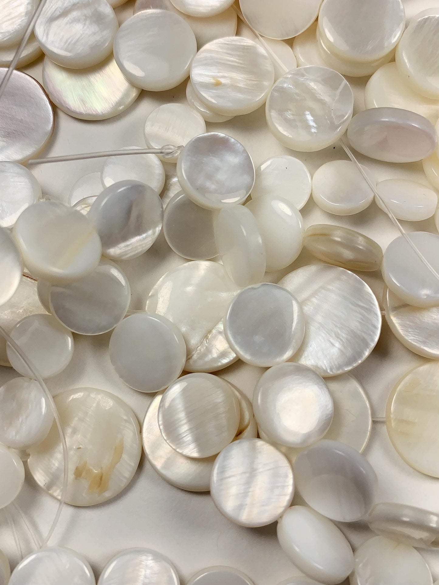 Genuine Natural White Mother of pearl Shell  Smooth Flat Round Beads 15.5" Strand 6mm 8mm 10mm 12mm 15mm