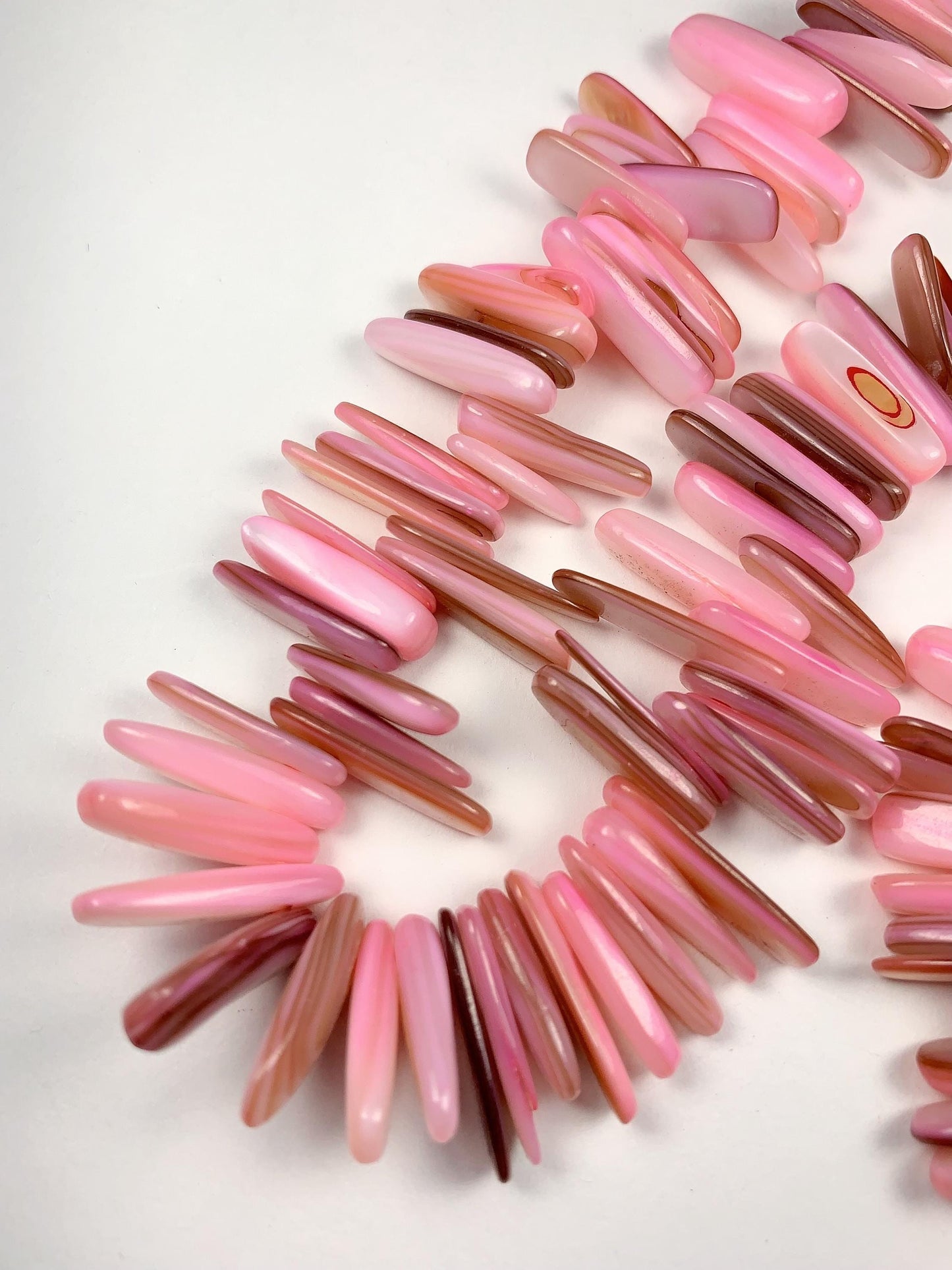 15-18mm Natural Blush Pink Mother of Pearl Shell Stick Spike Nugget Pebble Irregular Chips Beads Strand 15 Jewelry Making DIY Gemstone