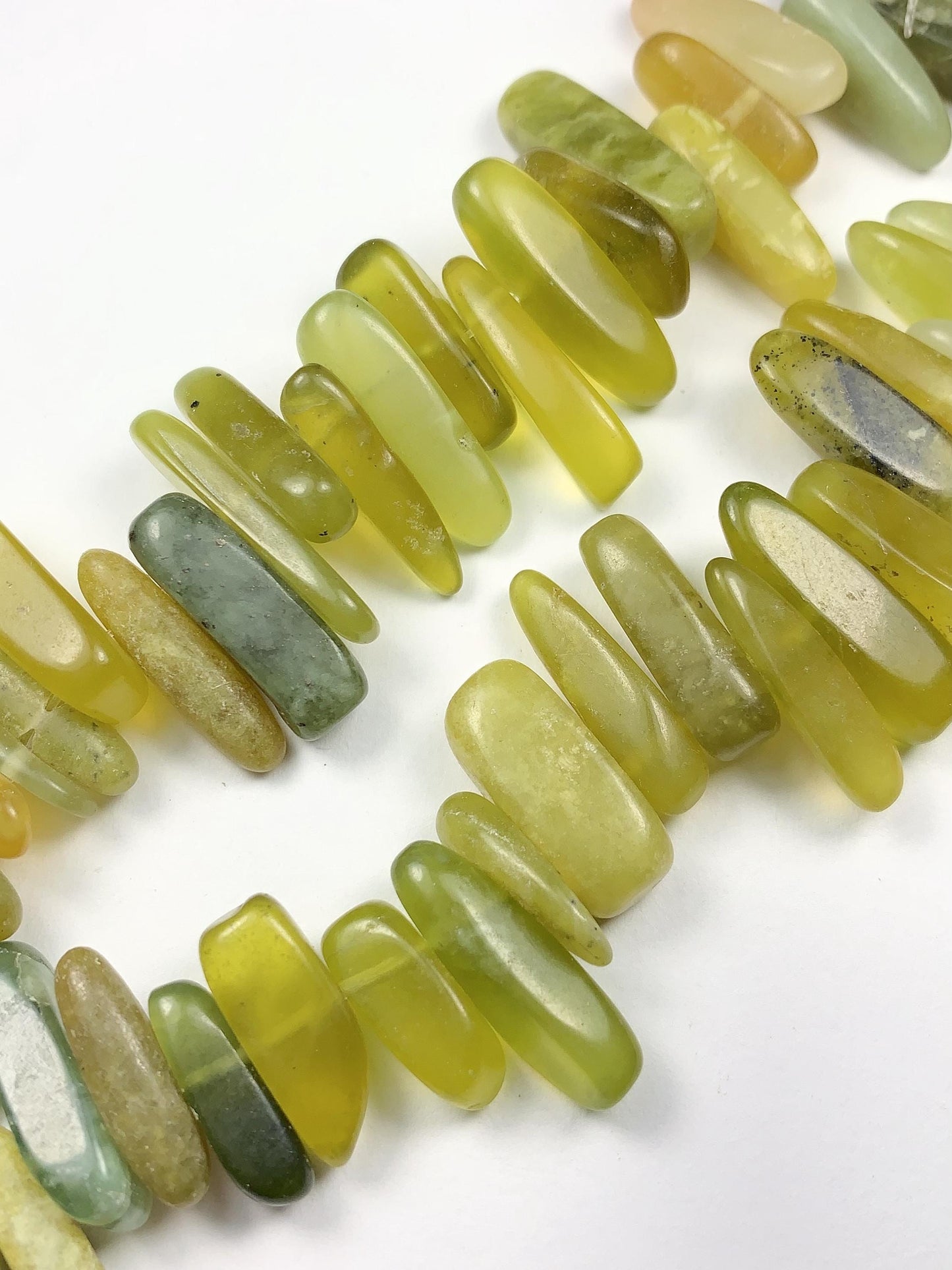 15-18mm Natural Green Yellow Serpentine Jade Stick Spike Nugget Pebble Irregular Chips Beads Strand 15 Jewelry Making DIY Gemstone