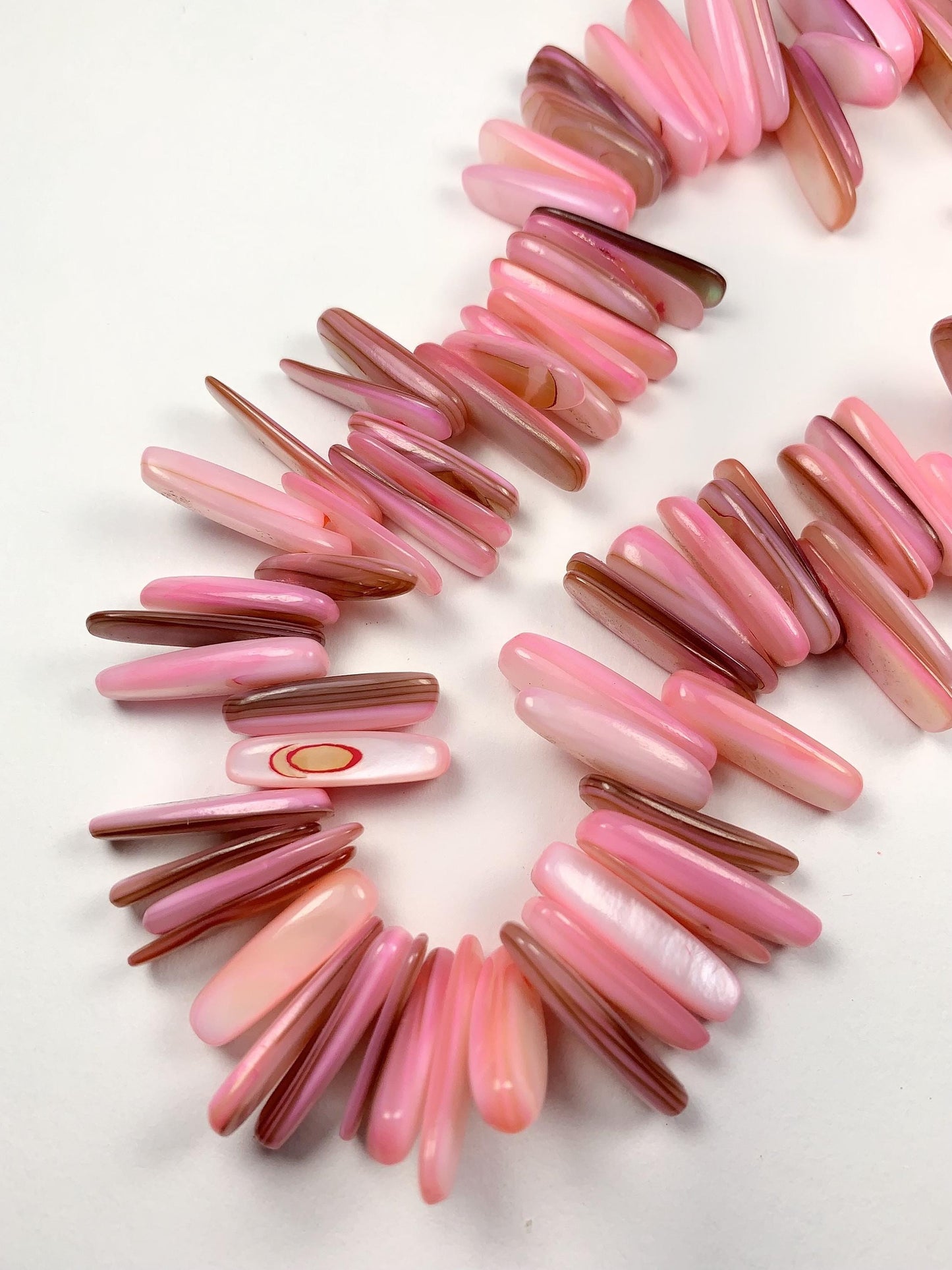 15-18mm Natural Blush Pink Mother of Pearl Shell Stick Spike Nugget Pebble Irregular Chips Beads Strand 15 Jewelry Making DIY Gemstone