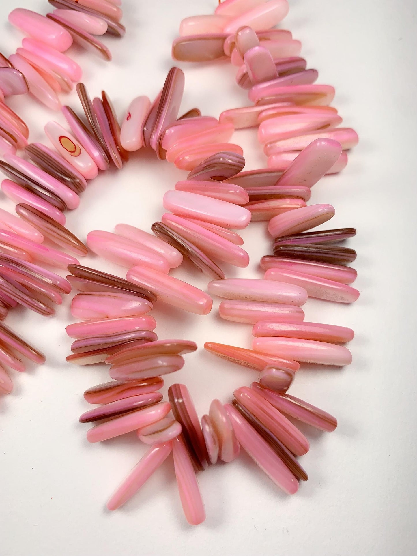 15-18mm Natural Blush Pink Mother of Pearl Shell Stick Spike Nugget Pebble Irregular Chips Beads Strand 15 Jewelry Making DIY Gemstone