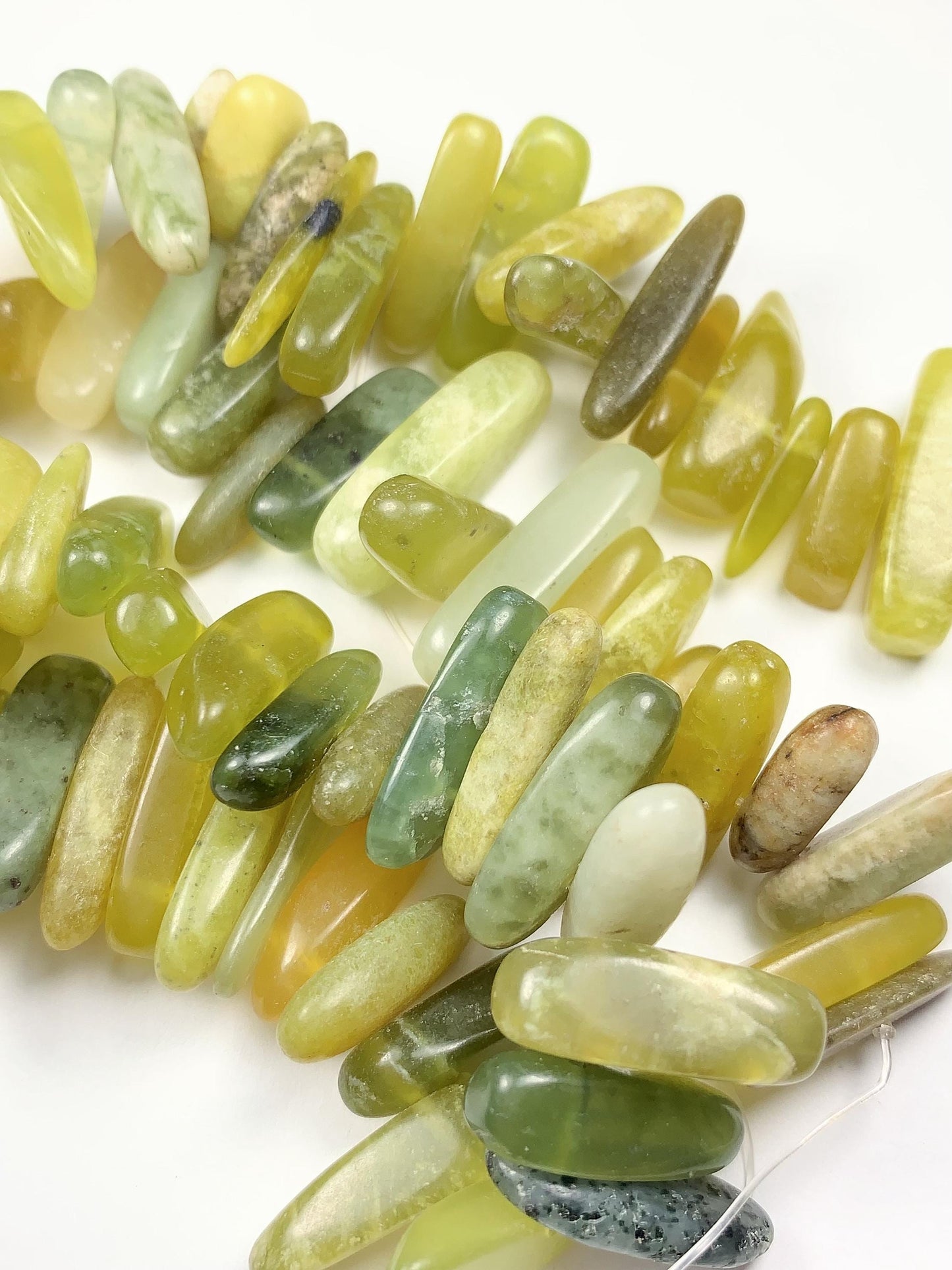 15-18mm Natural Green Yellow Serpentine Jade Stick Spike Nugget Pebble Irregular Chips Beads Strand 15 Jewelry Making DIY Gemstone