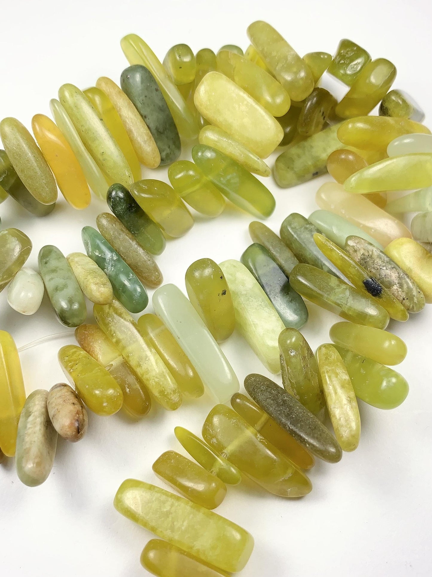 15-18mm Natural Green Yellow Serpentine Jade Stick Spike Nugget Pebble Irregular Chips Beads Strand 15 Jewelry Making DIY Gemstone
