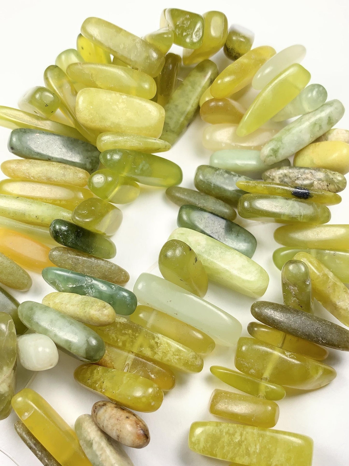 15-18mm Natural Green Yellow Serpentine Jade Stick Spike Nugget Pebble Irregular Chips Beads Strand 15 Jewelry Making DIY Gemstone