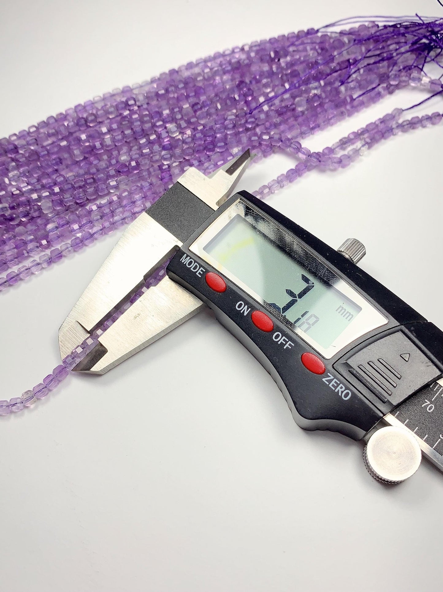 3mm AAA Natural Lavender Purple Amethyst Faceted Cube Square Beads 15.5 Stand Gemstone