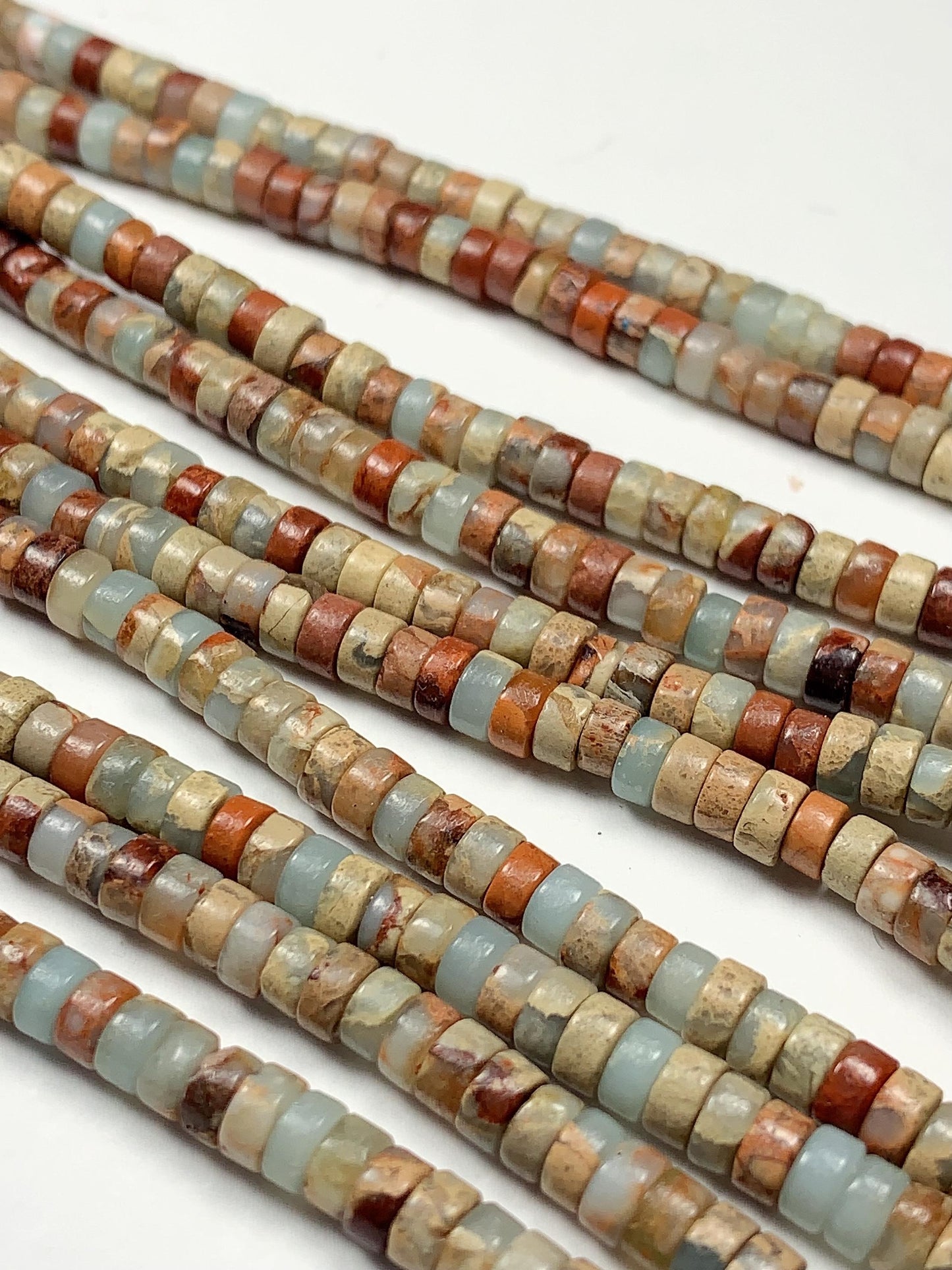 2x4mm Natural Agalmatolite Shoushan Stone Soapstone Heishi Disc Beads 15" Strand white gray red