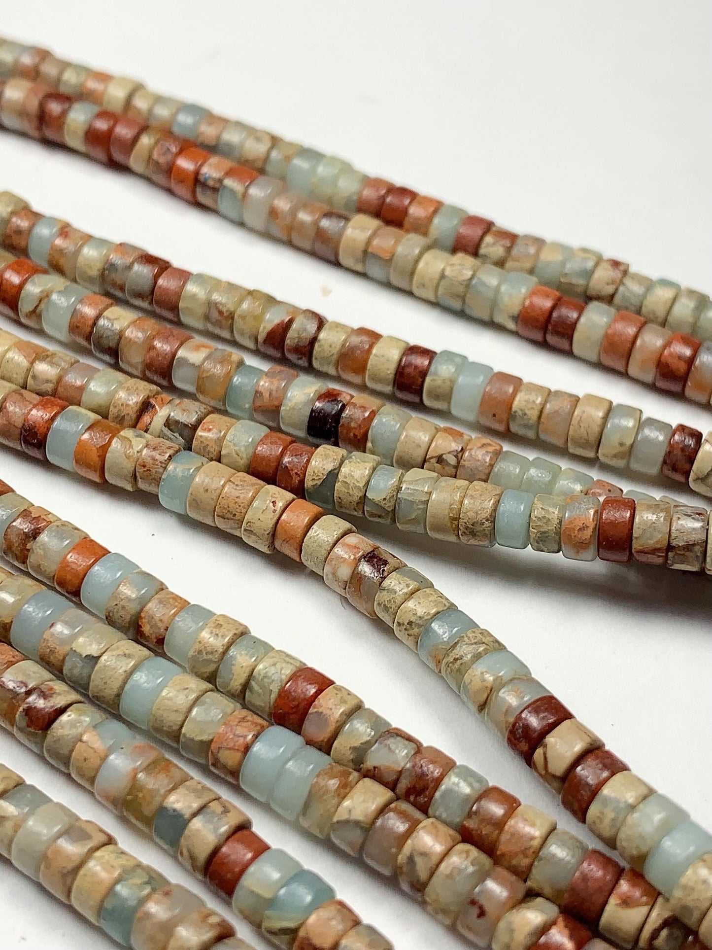 2x4mm Natural Agalmatolite Shoushan Stone Soapstone Heishi Disc Beads 15" Strand white gray red