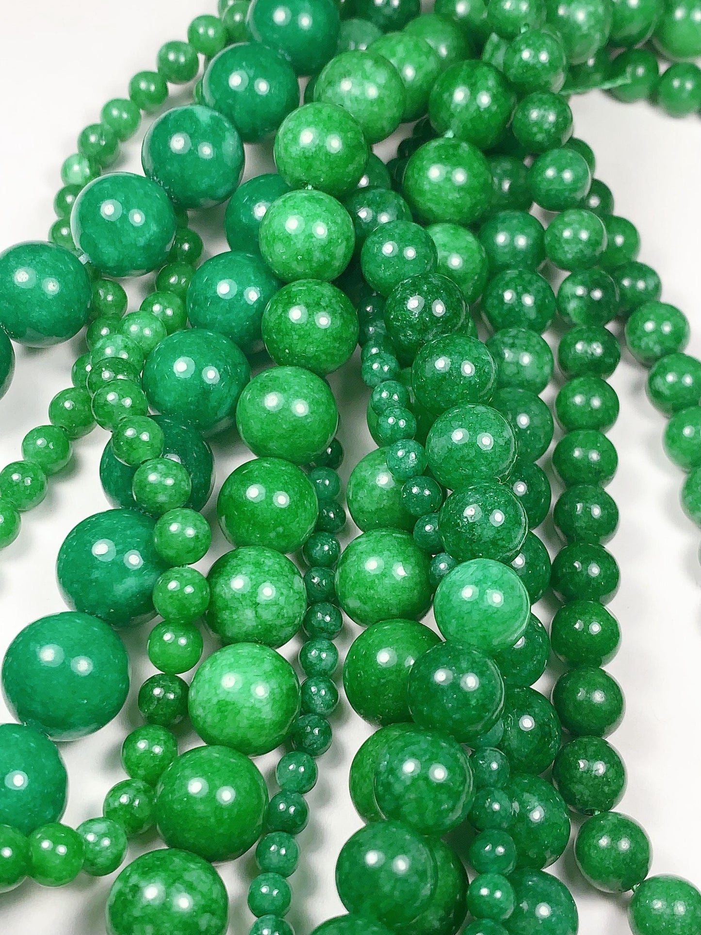 Deep Green Jade  Smooth Round Beads 15.5" Strand 4mm 6mm 8mm 10mm 12mm