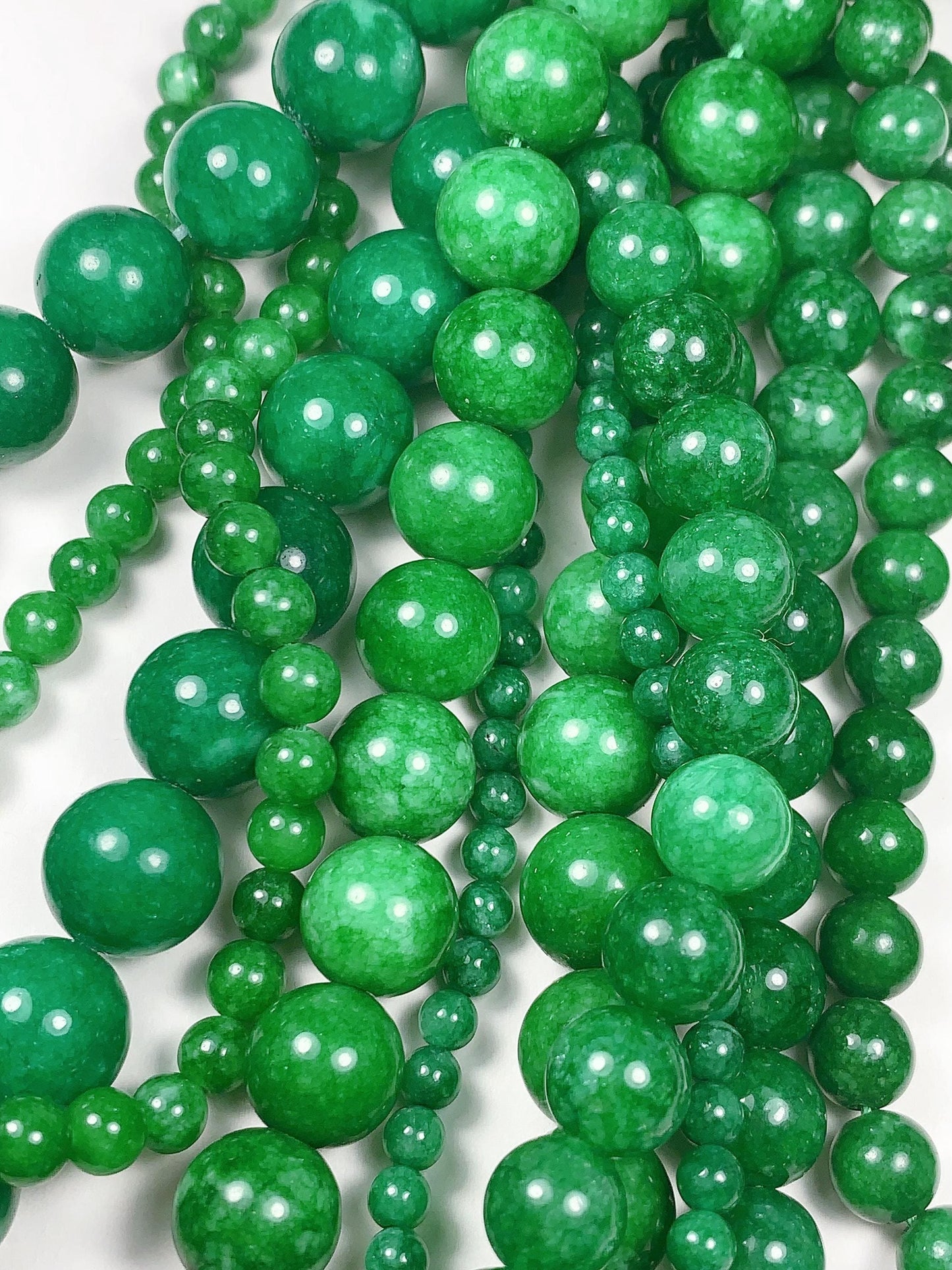 Deep Green Jade  Smooth Round Beads 15.5" Strand 4mm 6mm 8mm 10mm 12mm