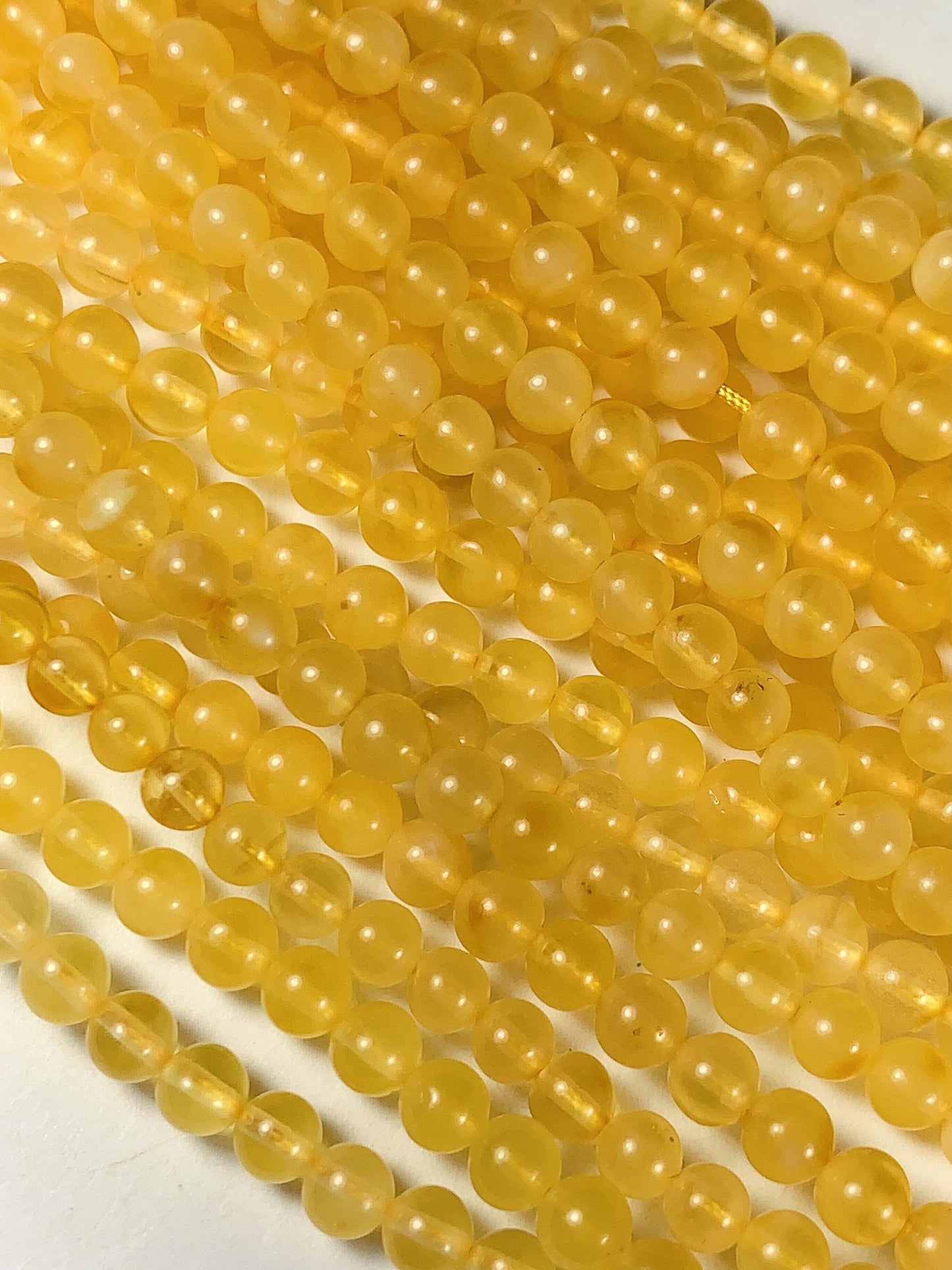 Natural translucent Yellow Gold Beeswax Amber Smooth Round Beads 15.5 strand Gemstone 8mm